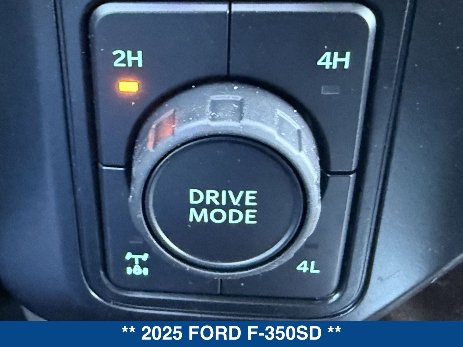 2025 Ford Super Duty F-350 SRW King Ranch