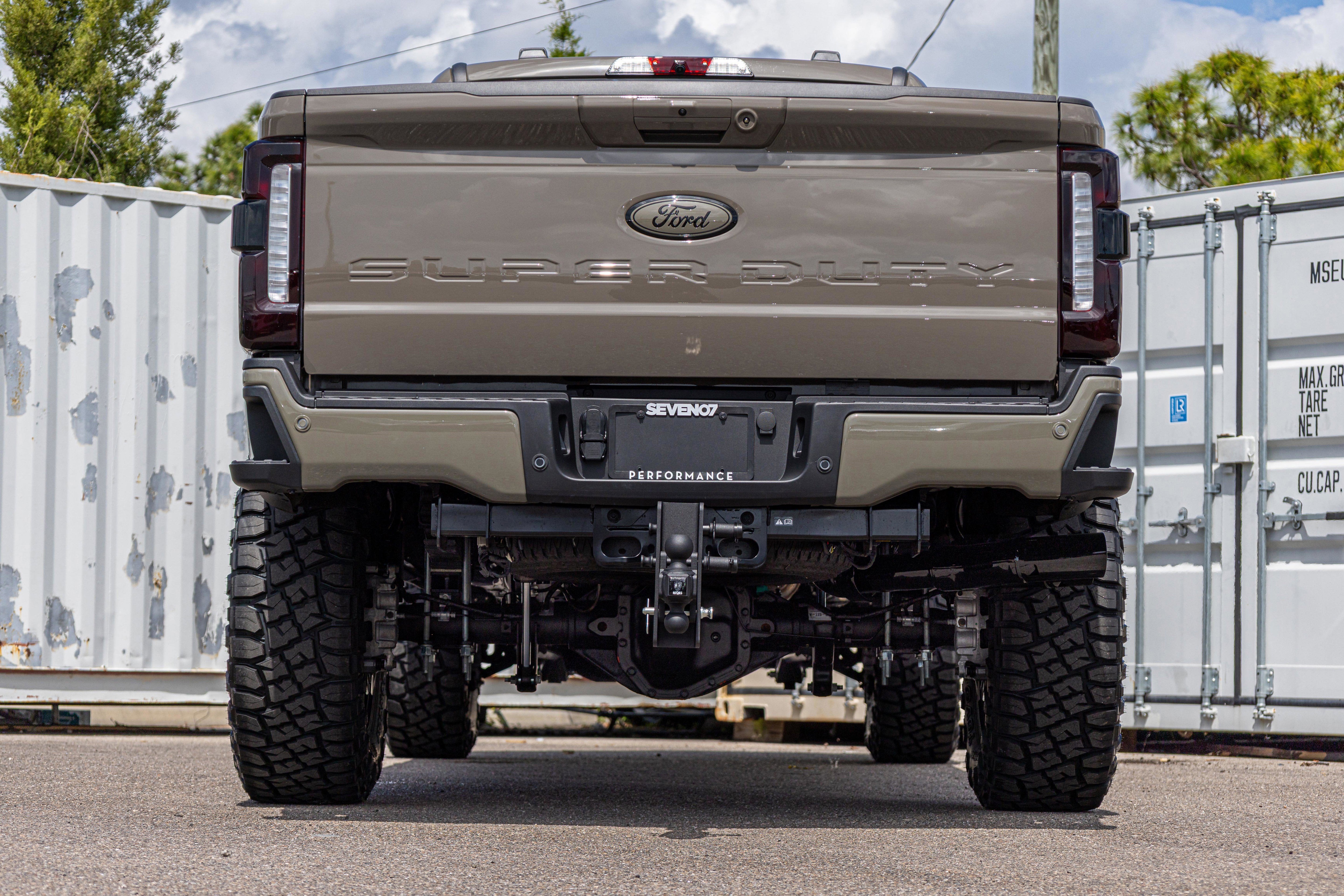 2026 Ford Super Duty F-350 SRW LARIAT