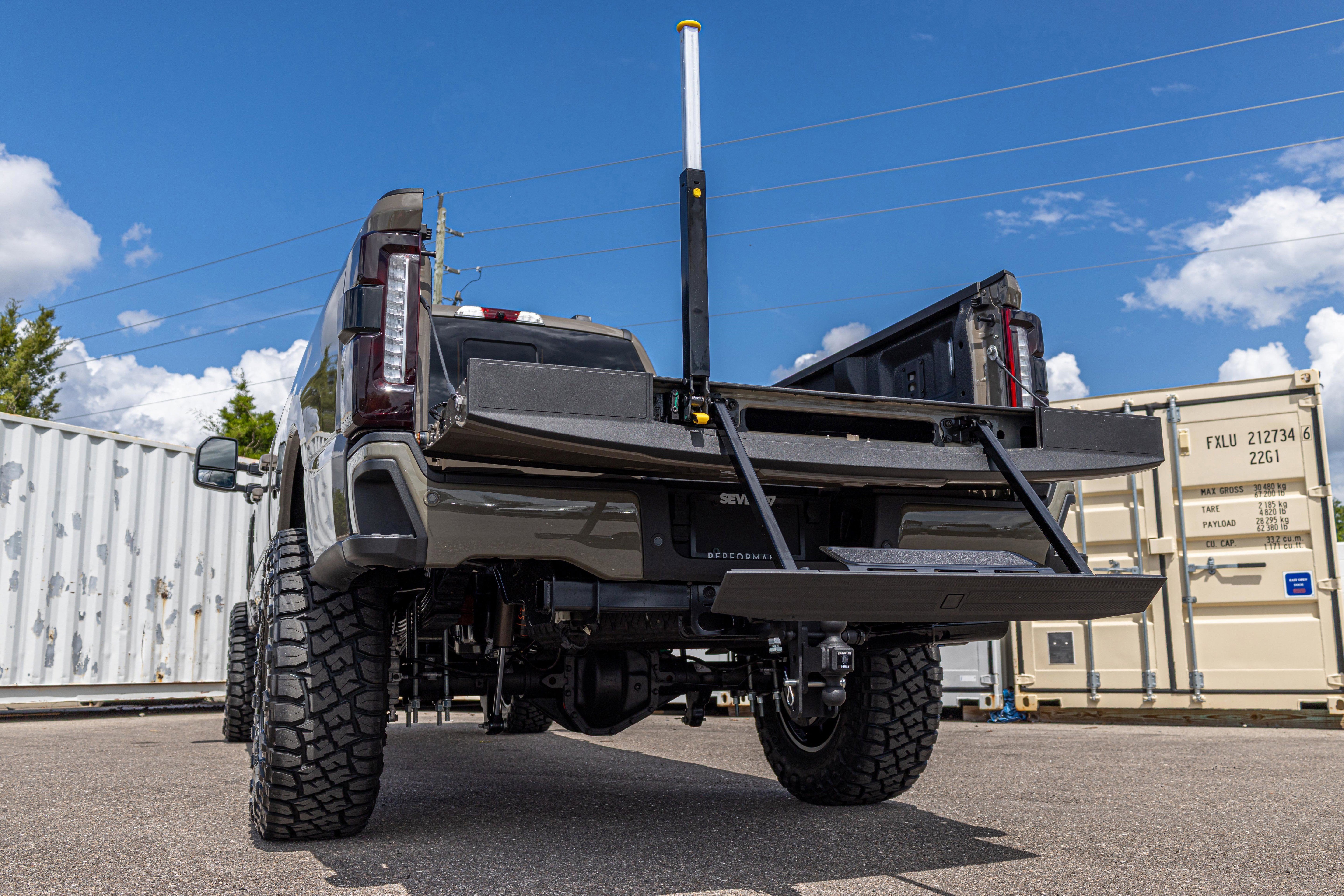2026 Ford Super Duty F-350 SRW LARIAT