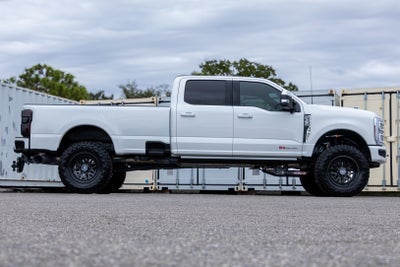 2026 Ford Super Duty F-350 SRW Platinum
