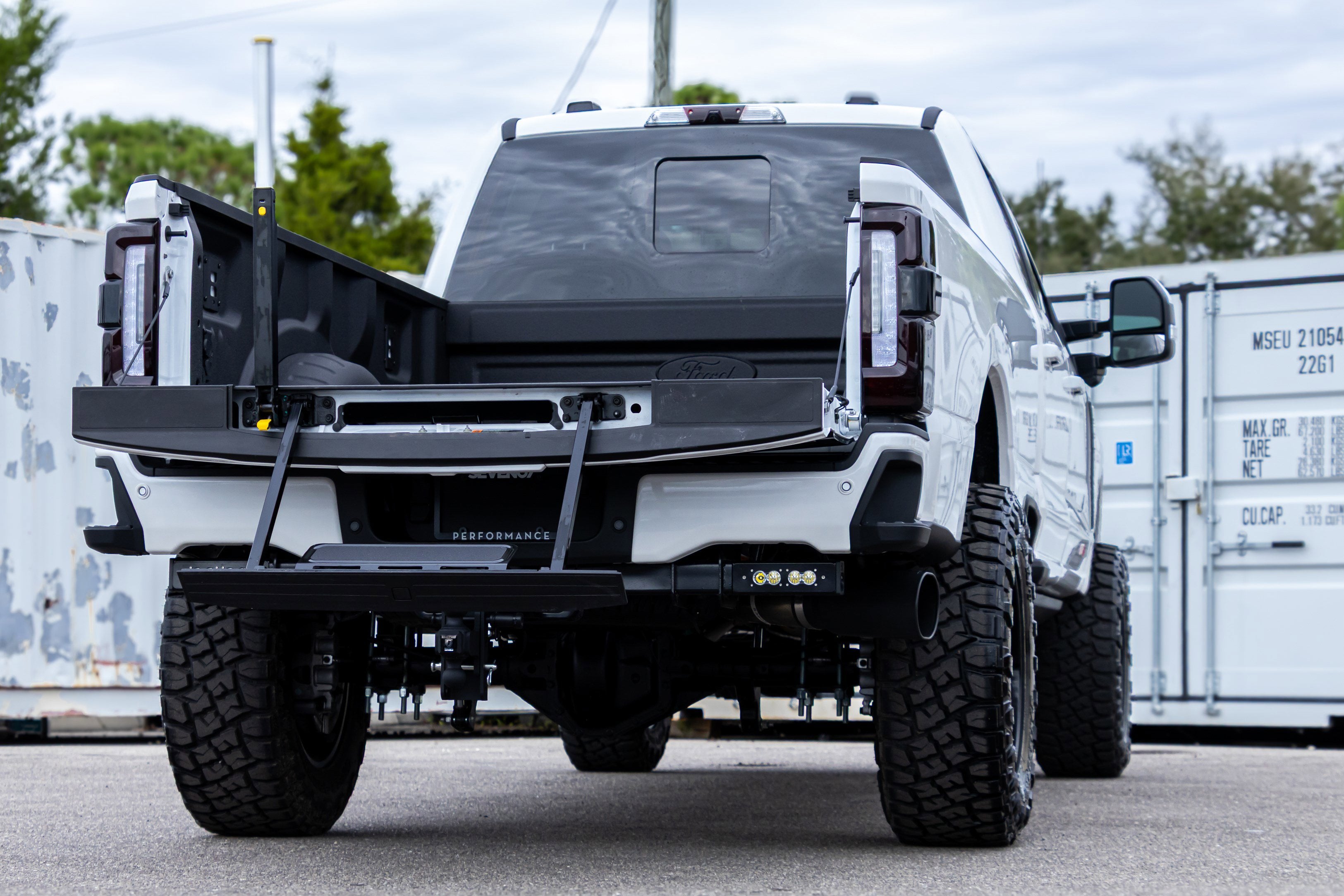 2026 Ford Super Duty F-350 SRW Platinum