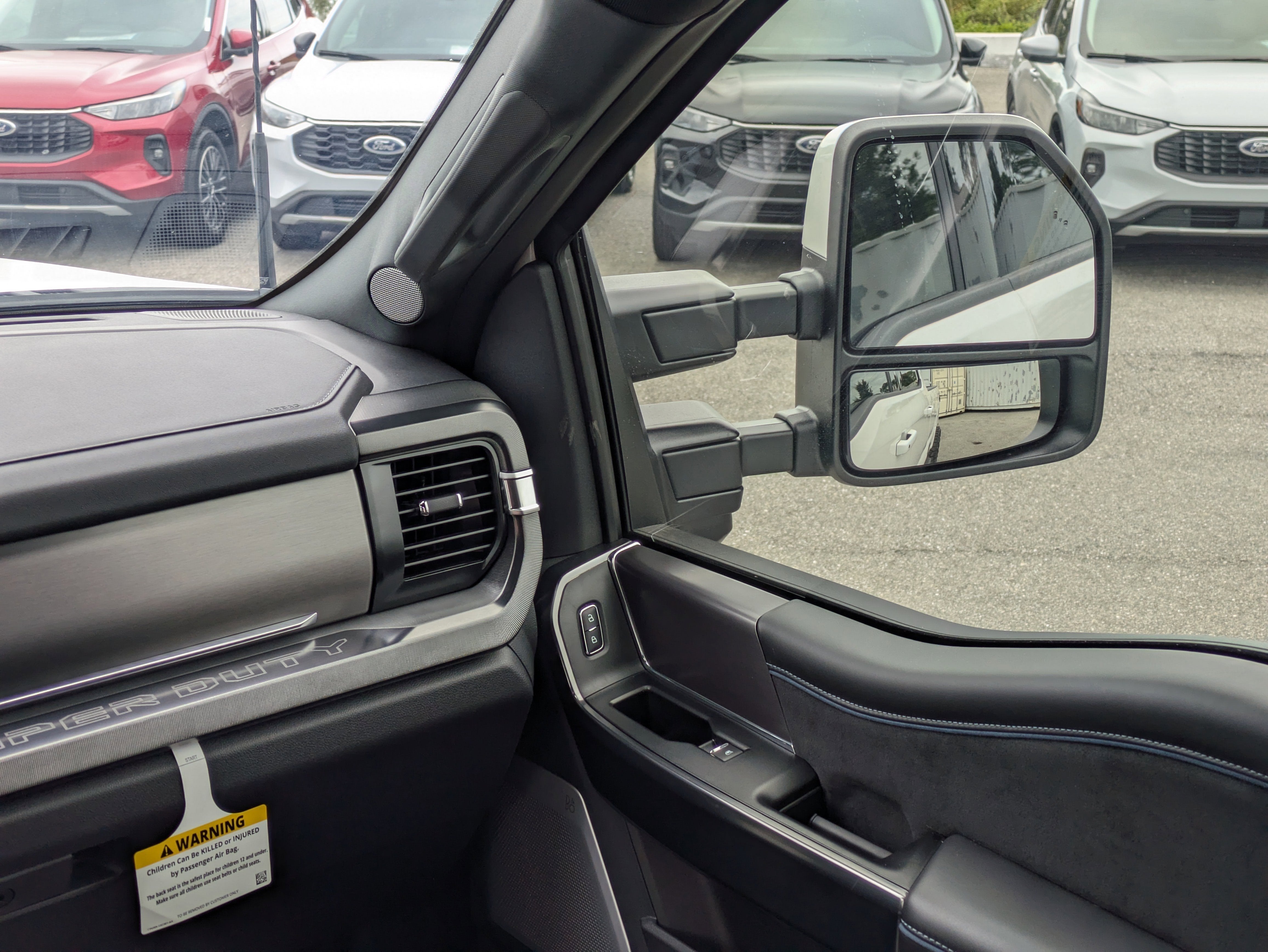 2026 Ford Super Duty F-350 SRW Platinum