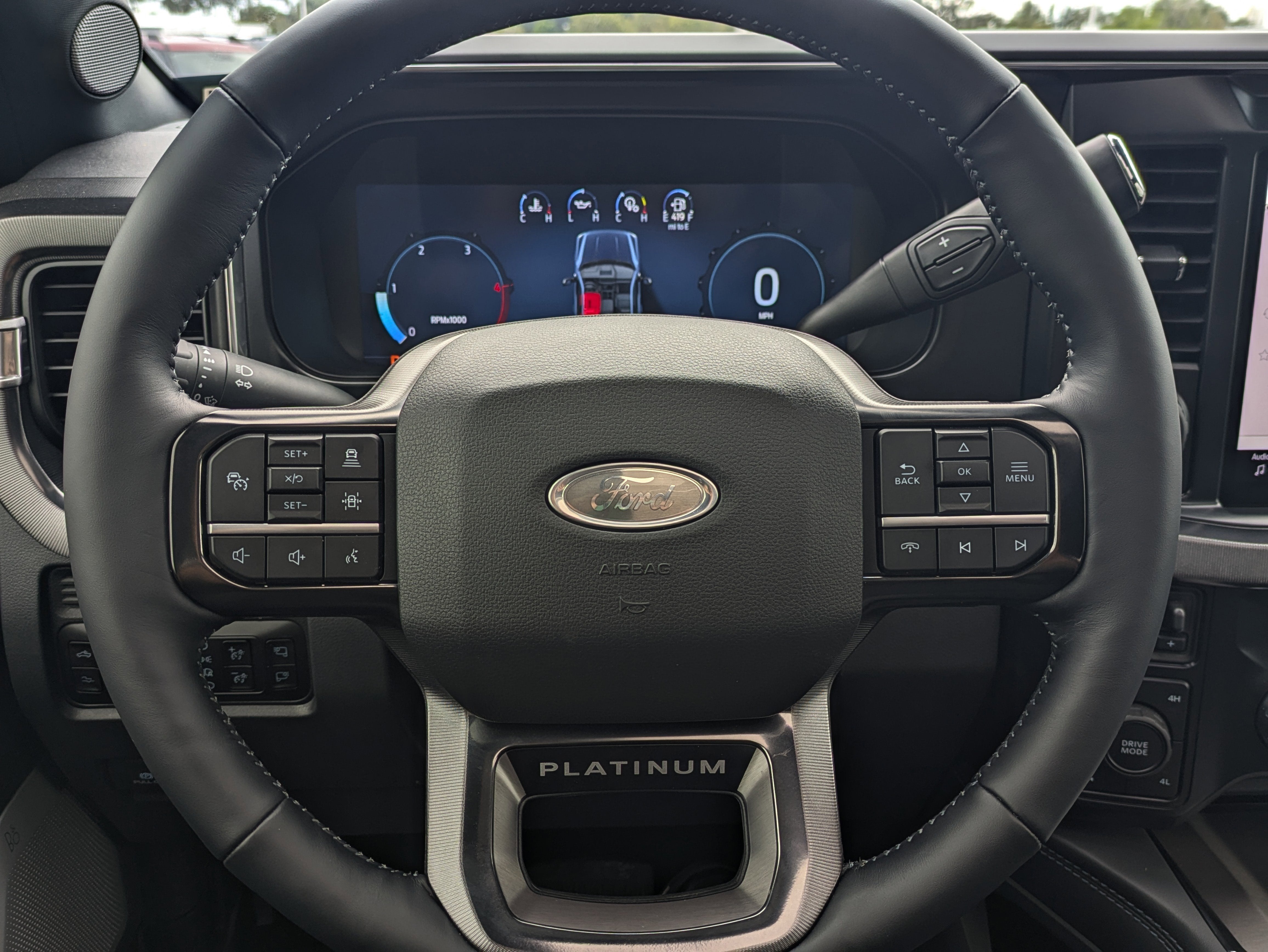 2026 Ford Super Duty F-350 SRW Platinum