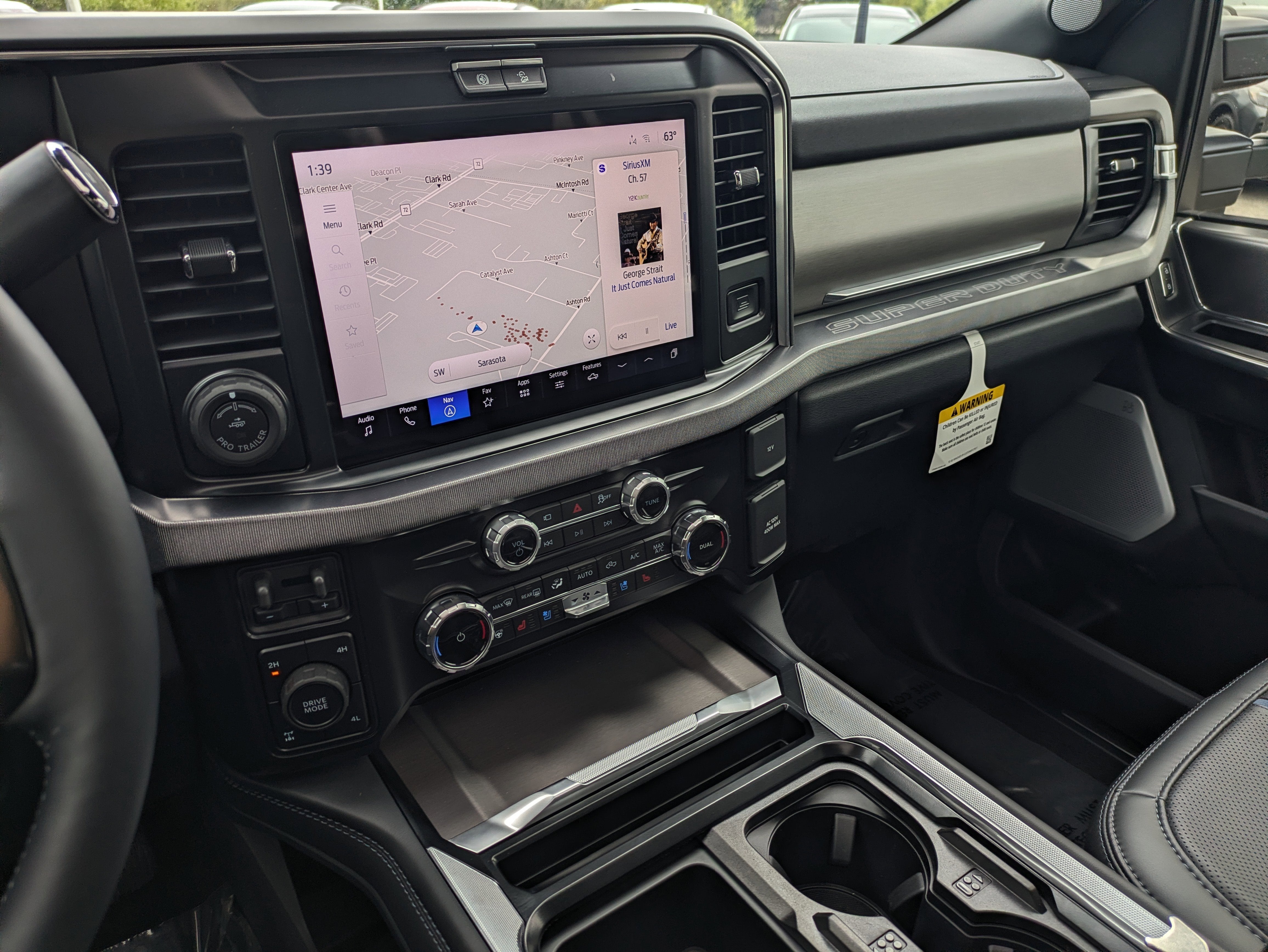 2026 Ford Super Duty F-350 SRW Platinum