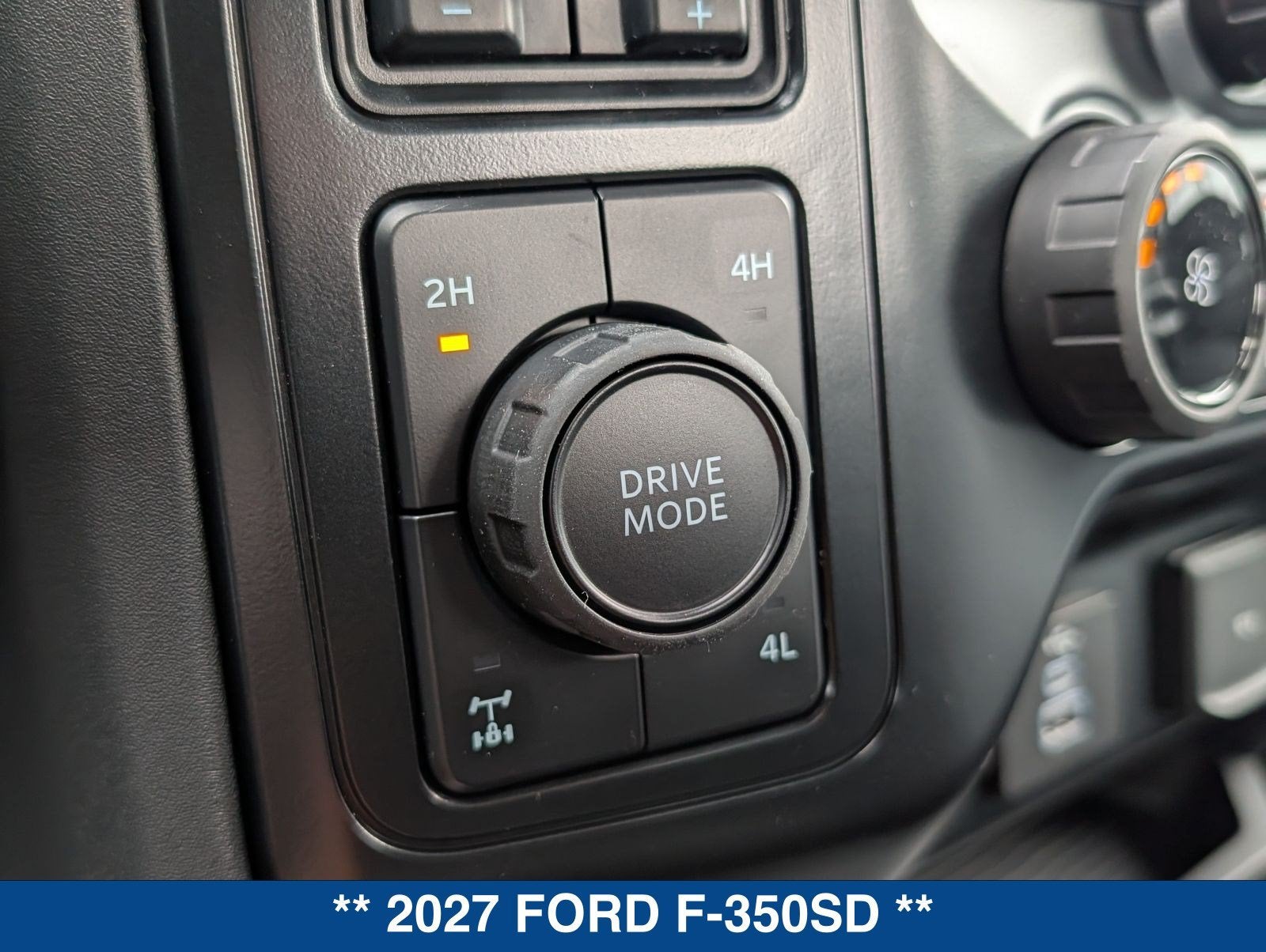 2027 Ford F-350SD XL