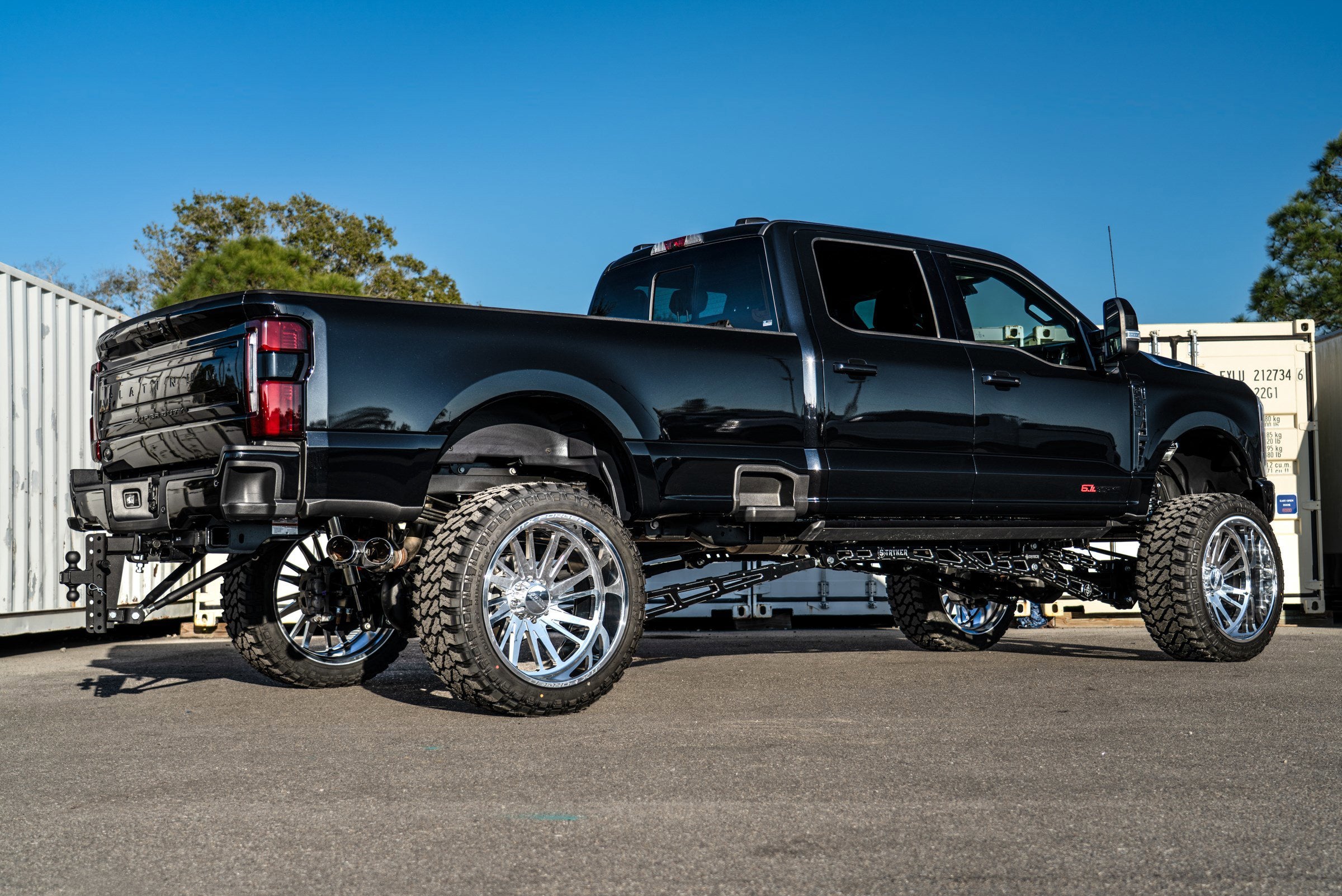 2026 Ford Super Duty F-350 SRW Platinum