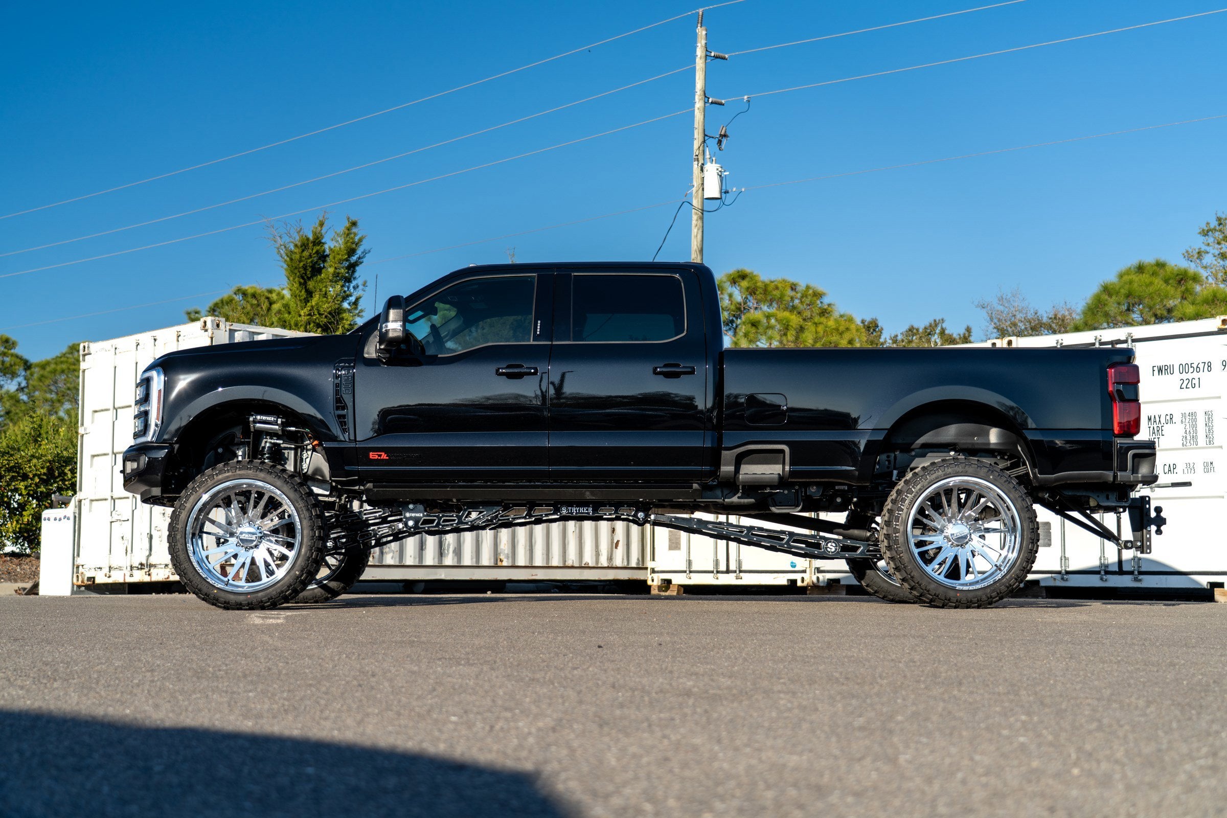 2026 Ford Super Duty F-350 SRW Platinum