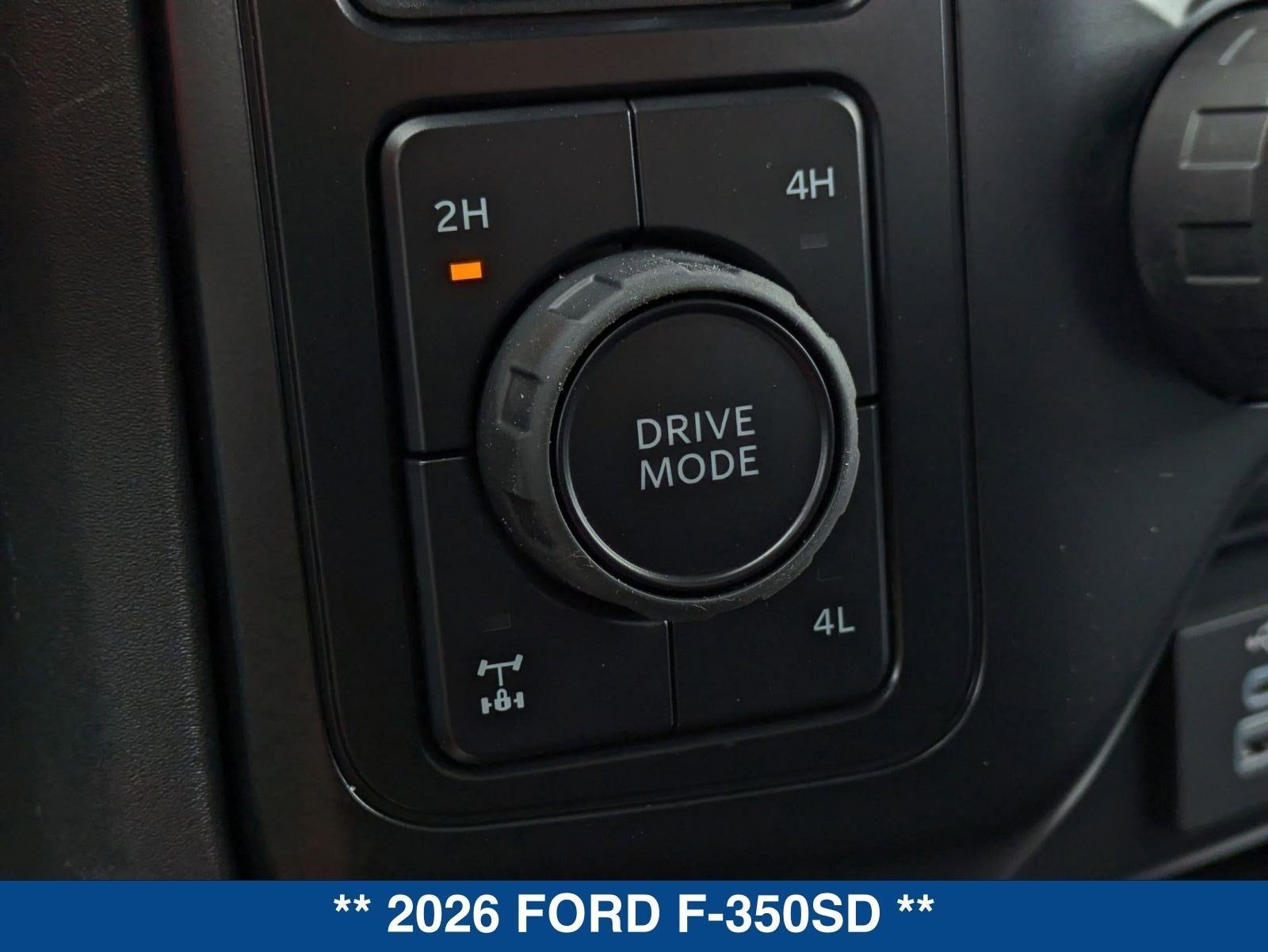 2026 Ford Super Duty F-350 SRW XL