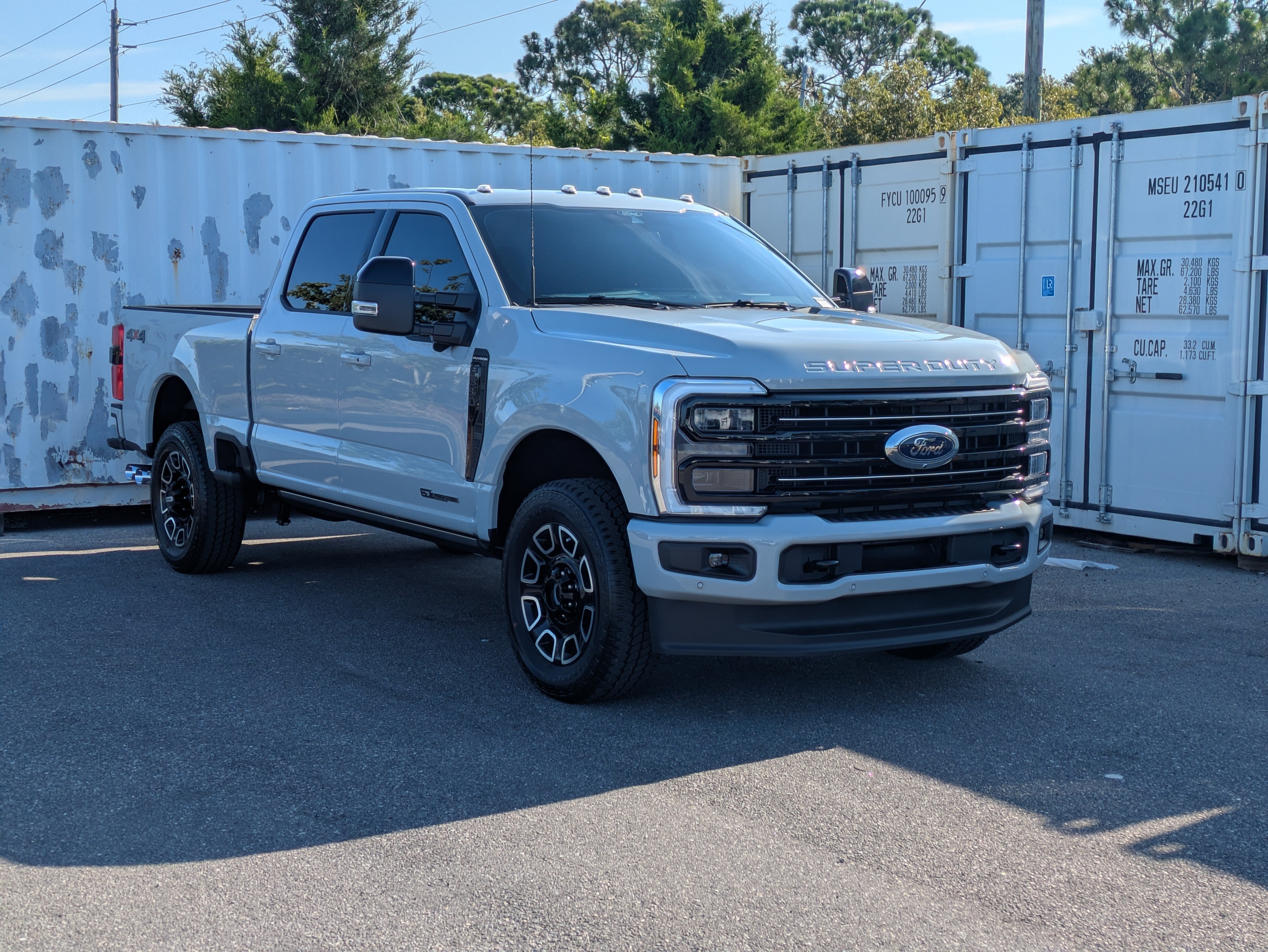2026 Ford F-350SD Platinum