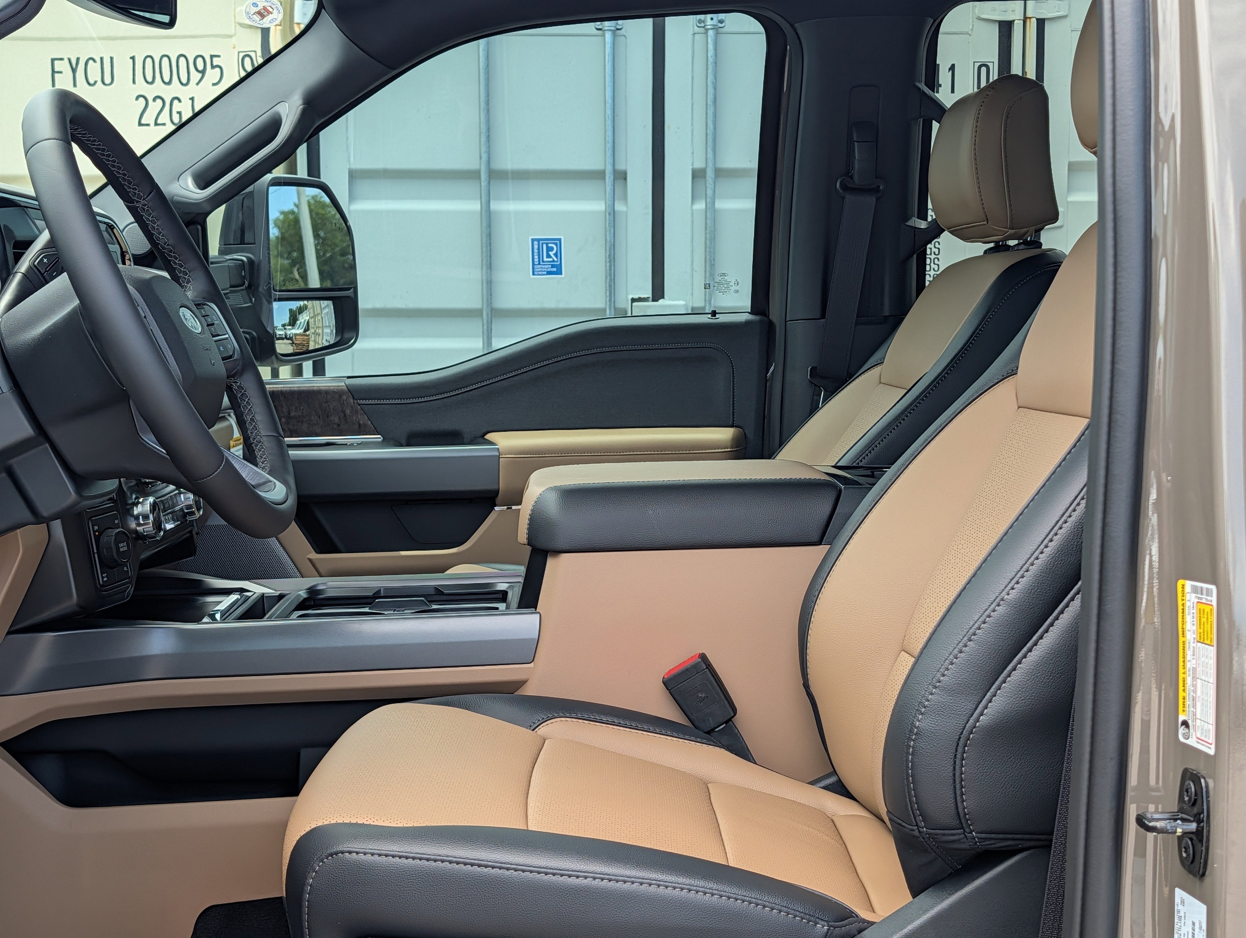 2026 Ford F-350SD Lariat