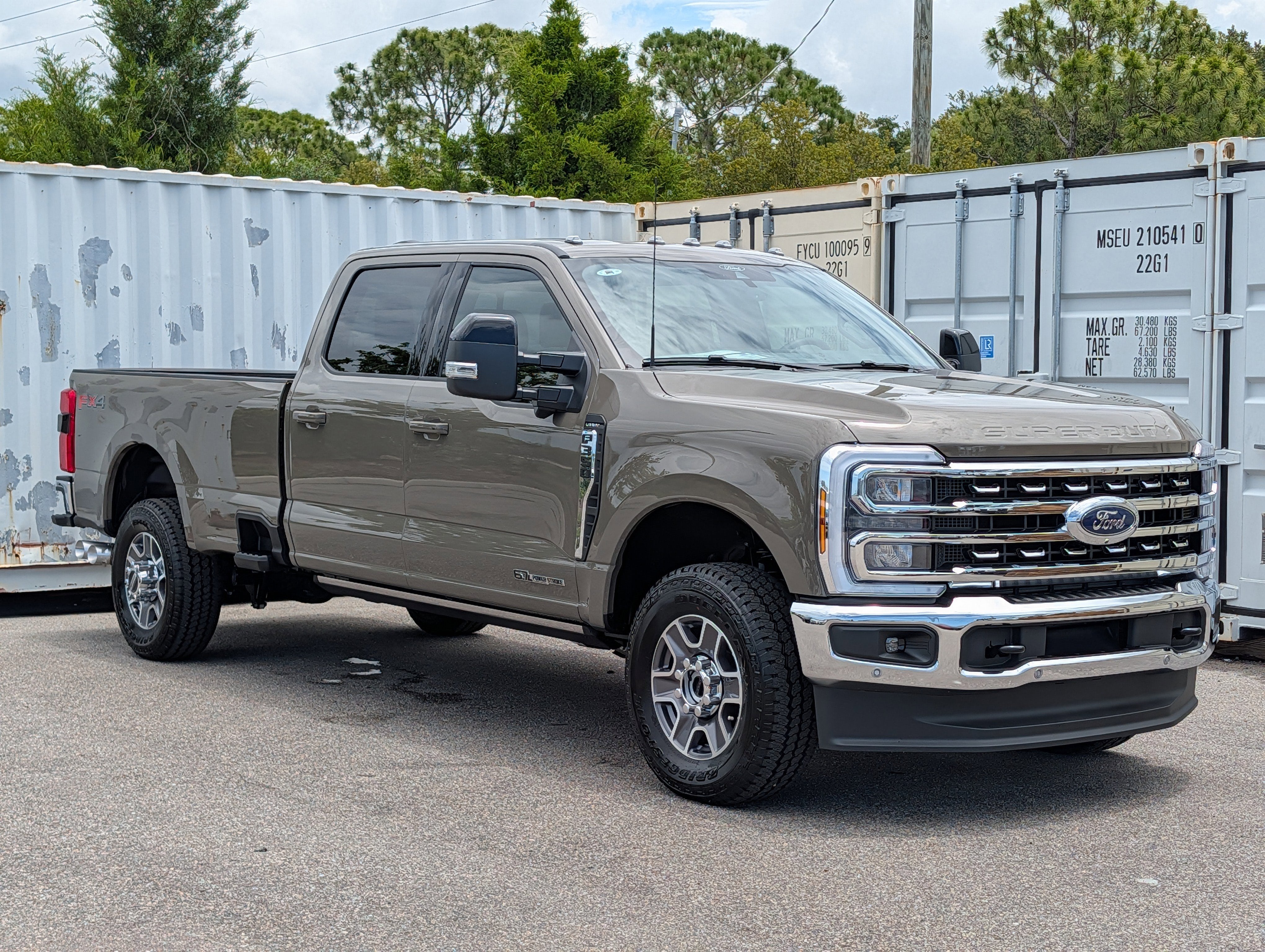 2026 Ford F-350SD Lariat