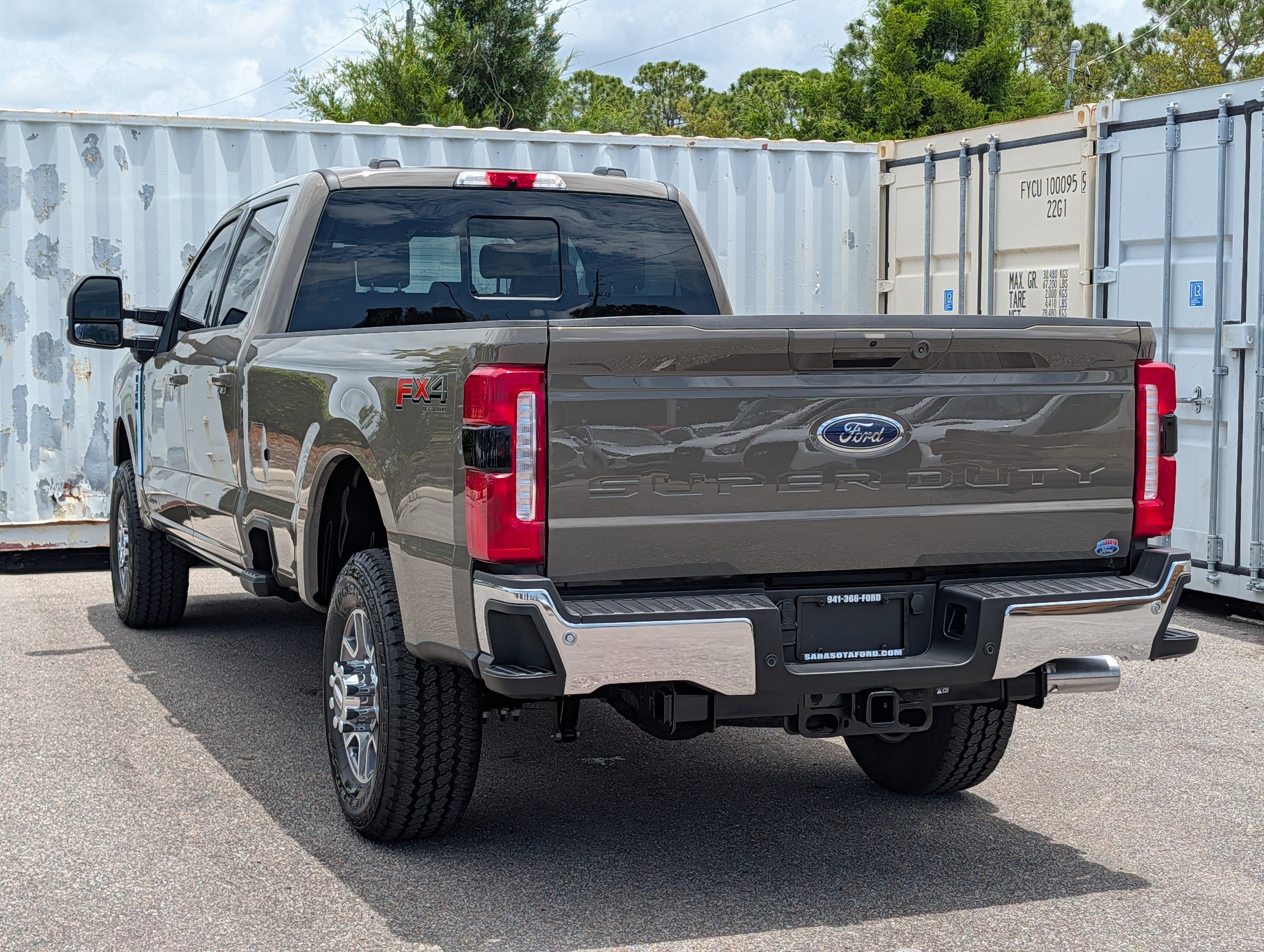 2026 Ford F-350SD Lariat