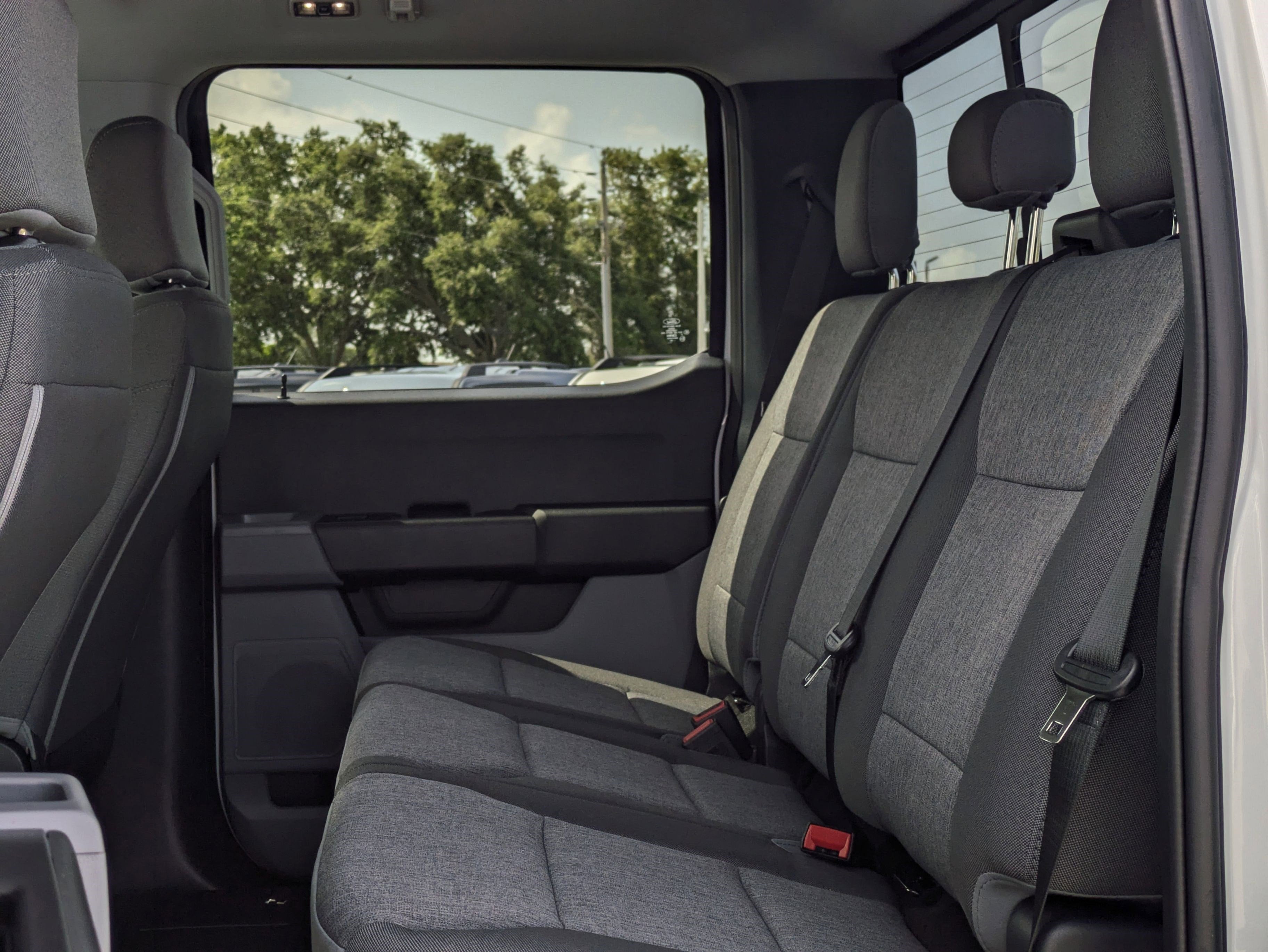 2025 Ford Super Duty F-350 SRW XL