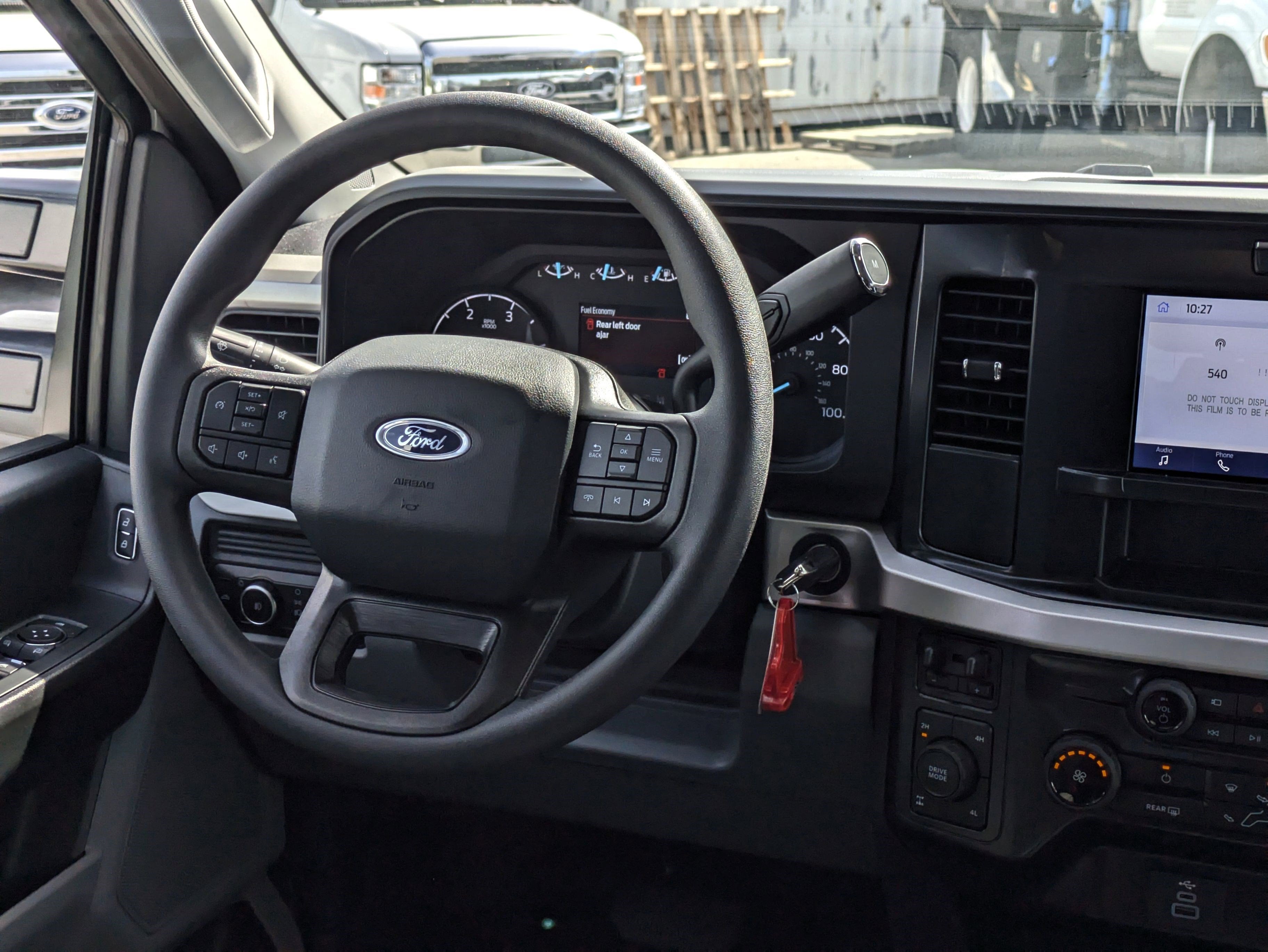 2025 Ford Super Duty F-350 SRW XL