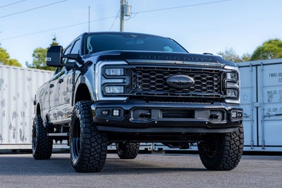 2025 Ford Super Duty F-350 SRW LARIAT