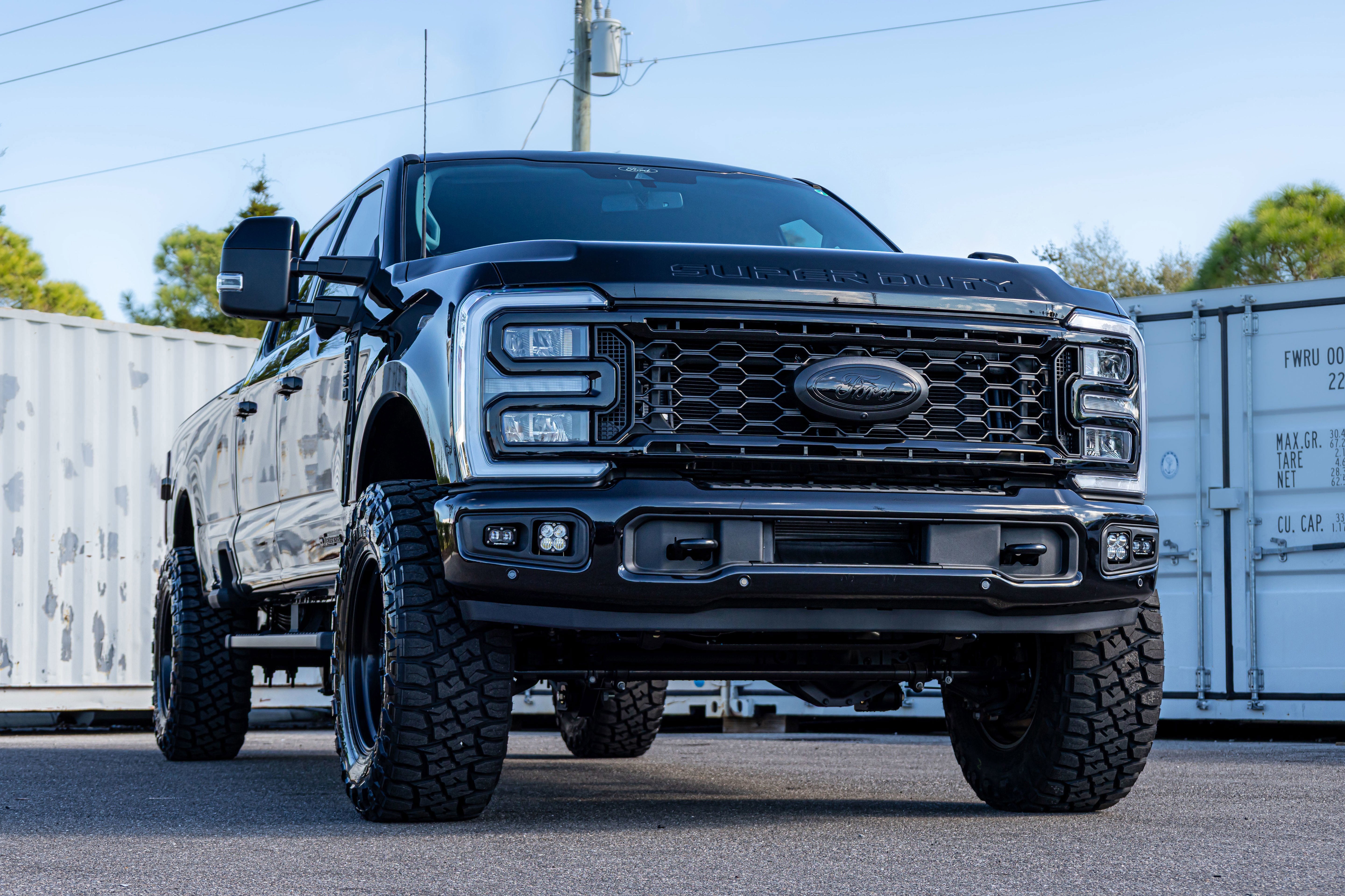 2025 Ford Super Duty F-350 SRW LARIAT