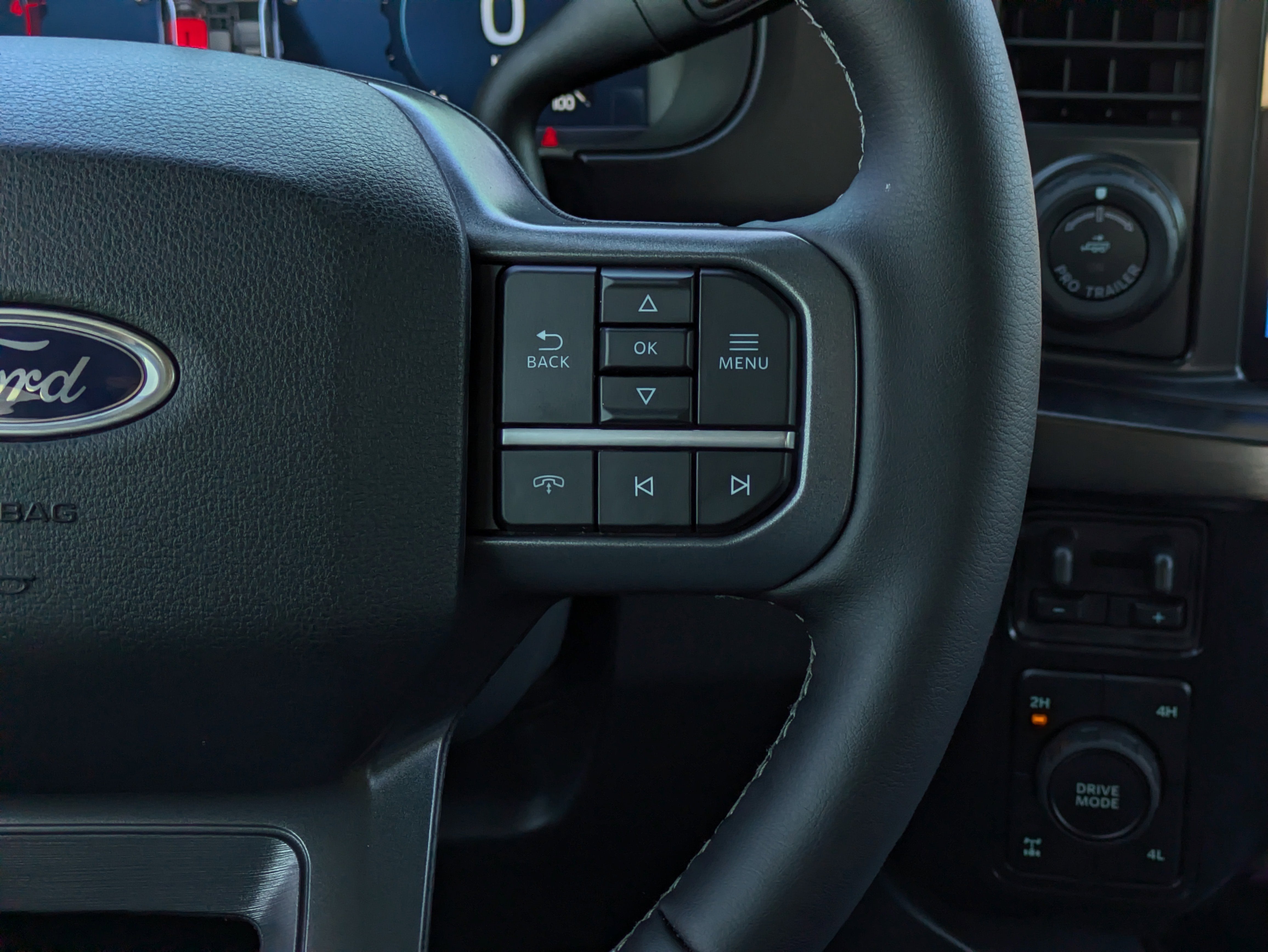 2025 Ford Super Duty F-350 SRW LARIAT