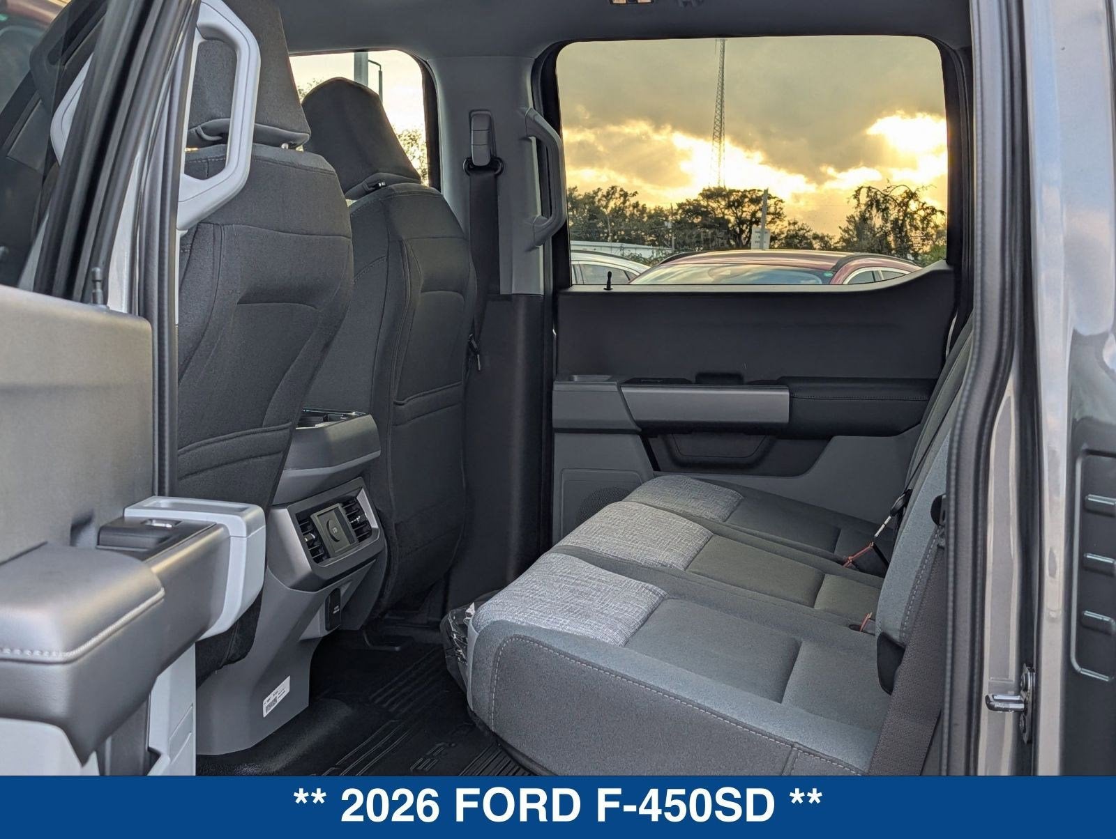 2026 Ford F-450SD XLT