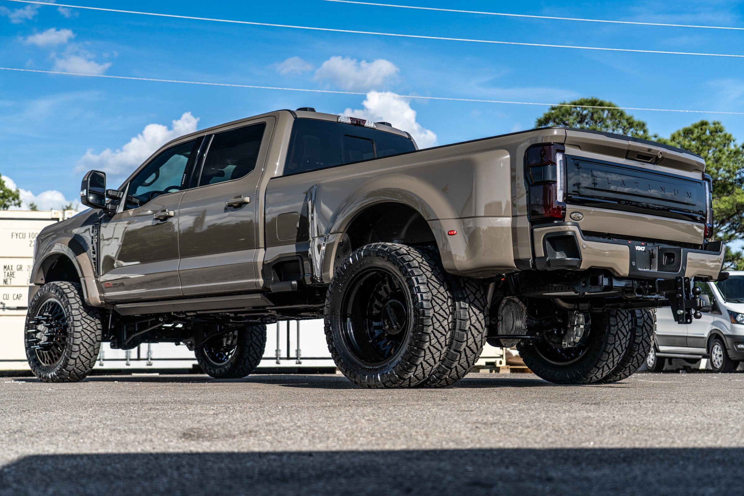 2026 Ford F-450SD Platinum