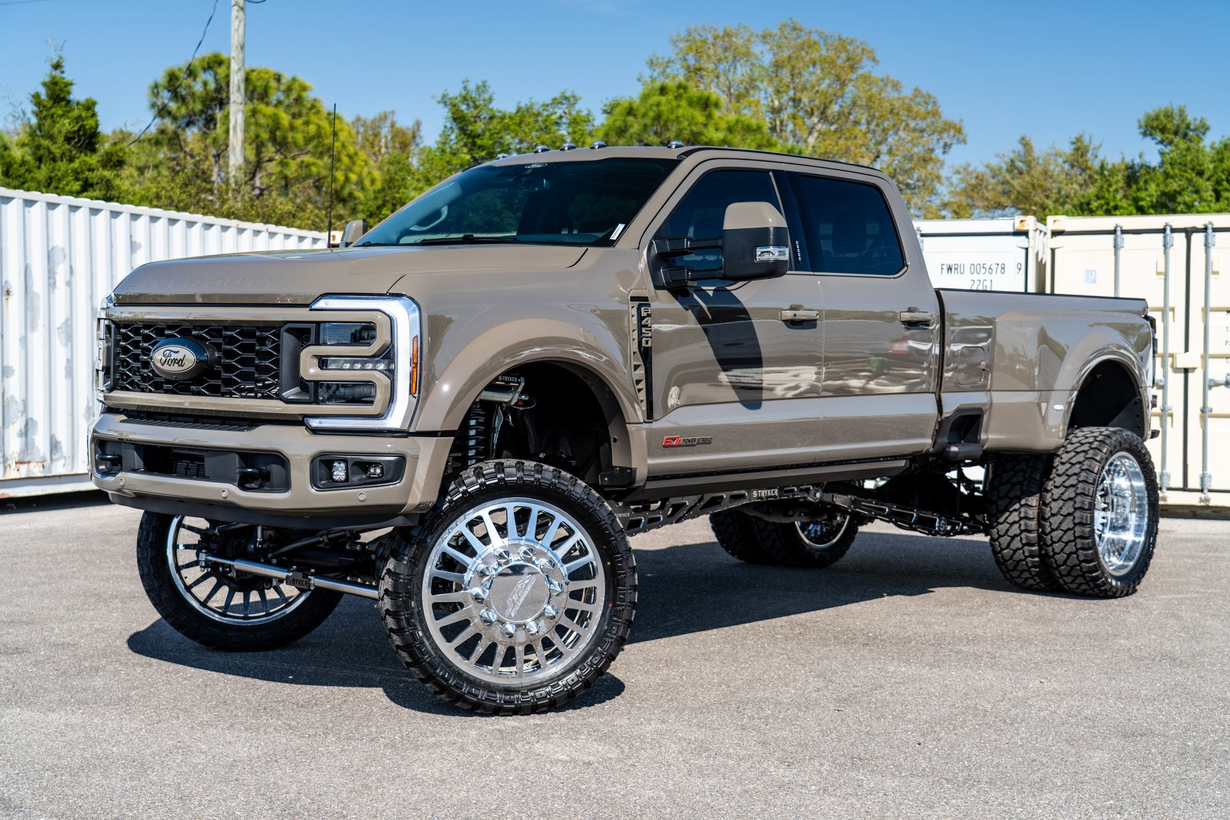 2026 Ford F-450SD Platinum
