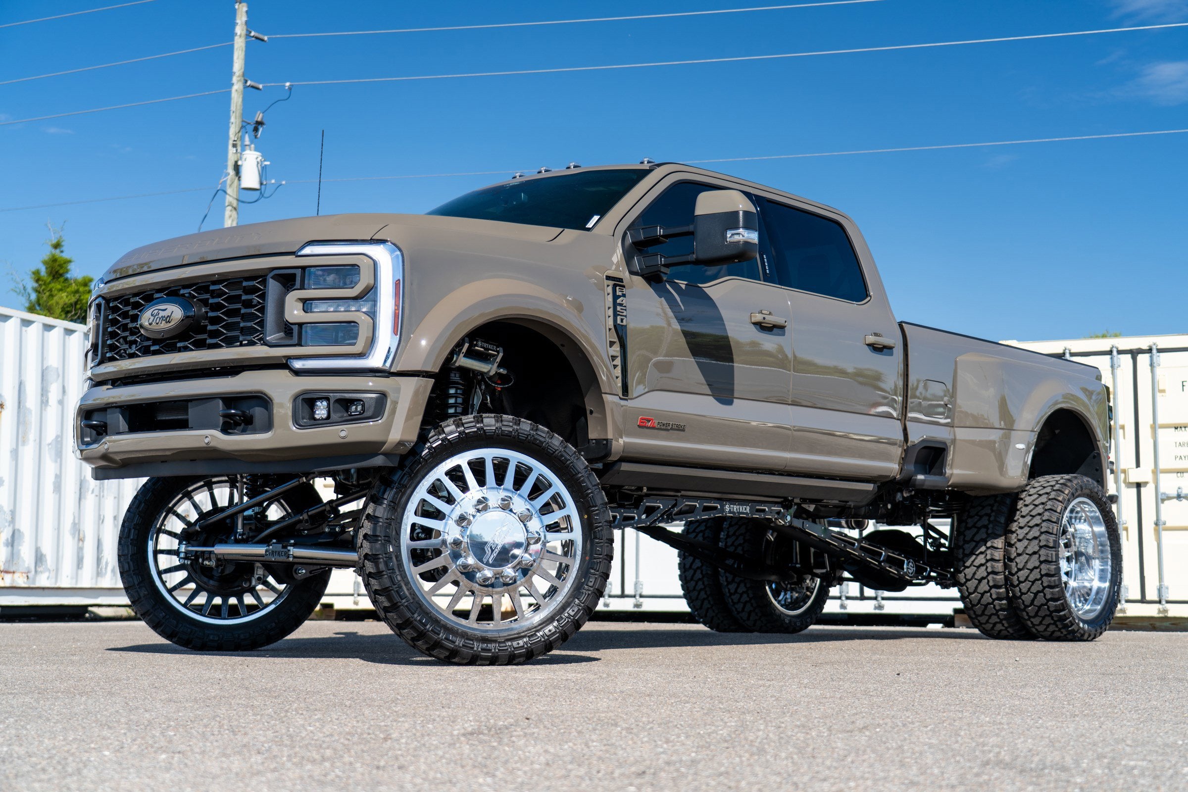 2026 Ford F-450SD Platinum