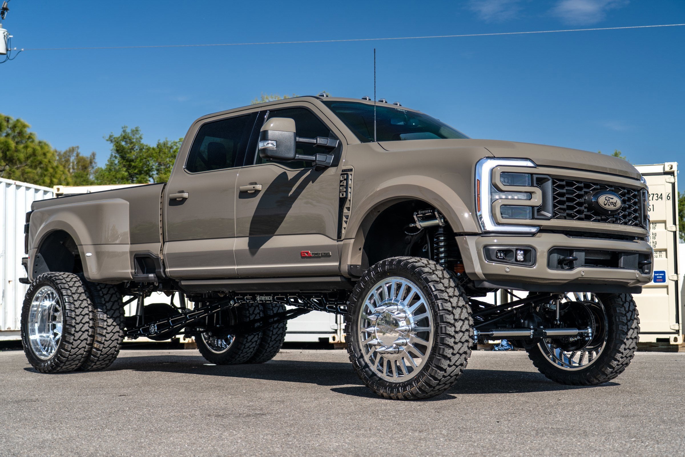 2026 Ford F-450SD Platinum