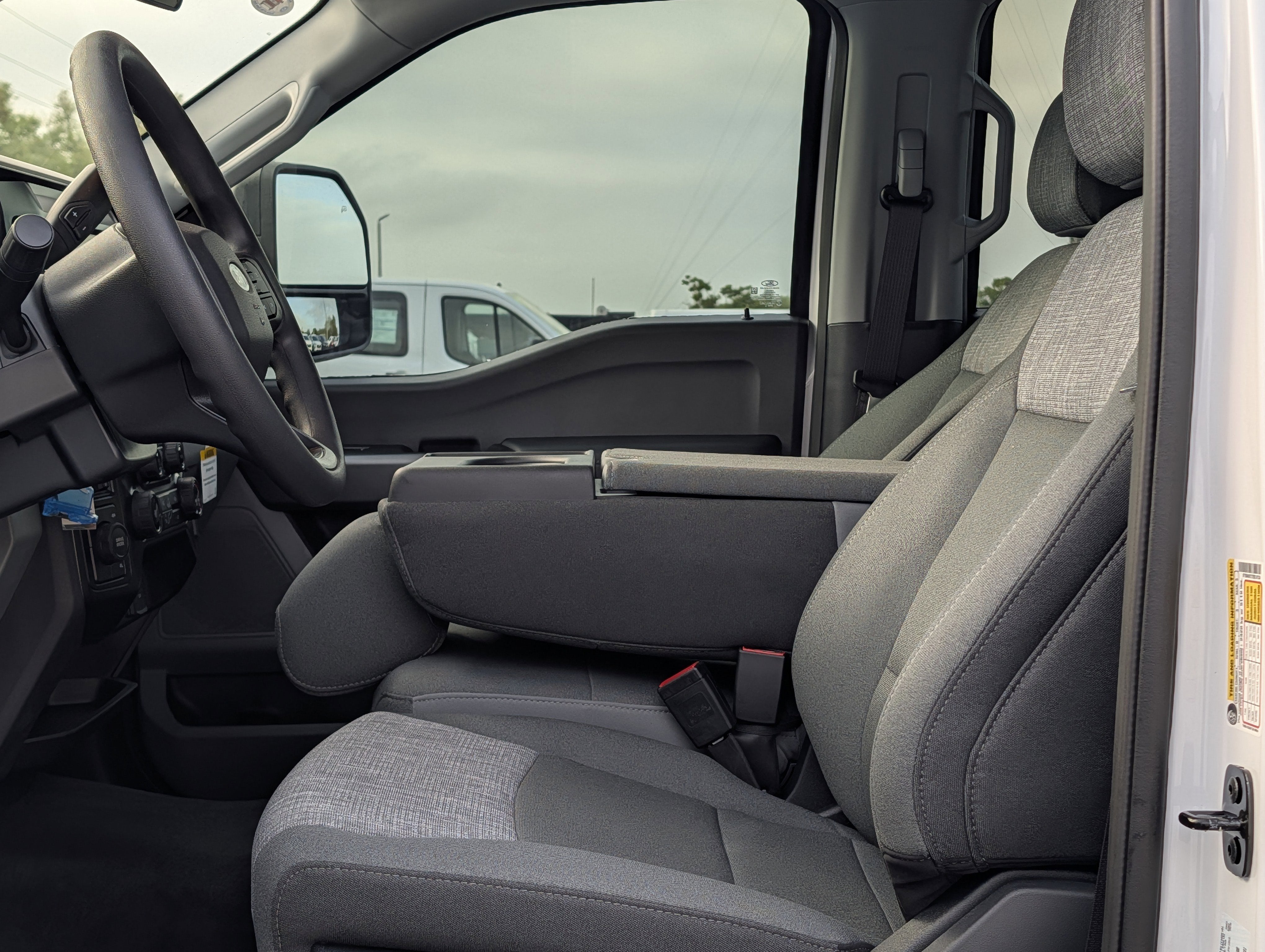 2026 Ford F-450SD XLT