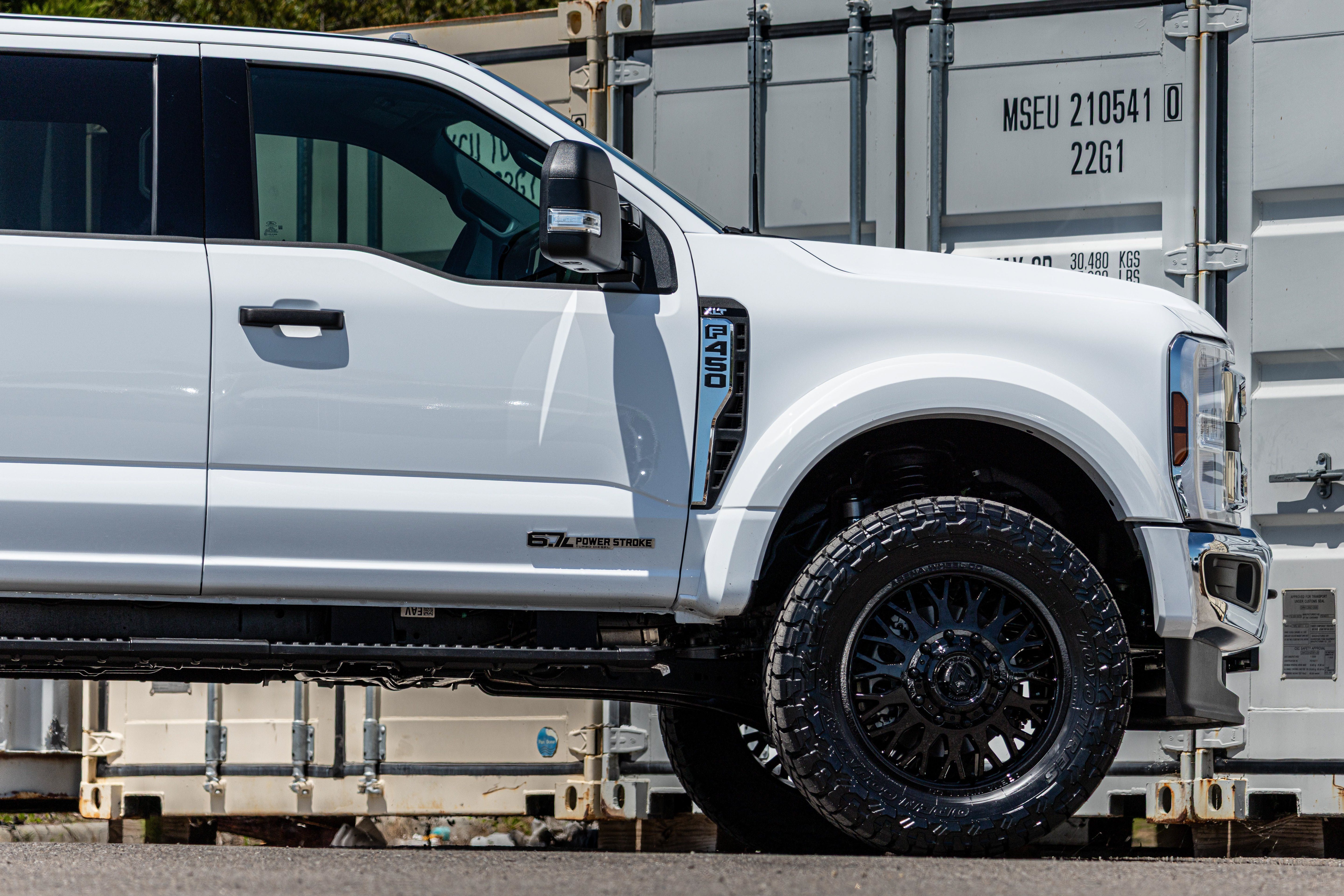 2026 Ford F-450SD XLT