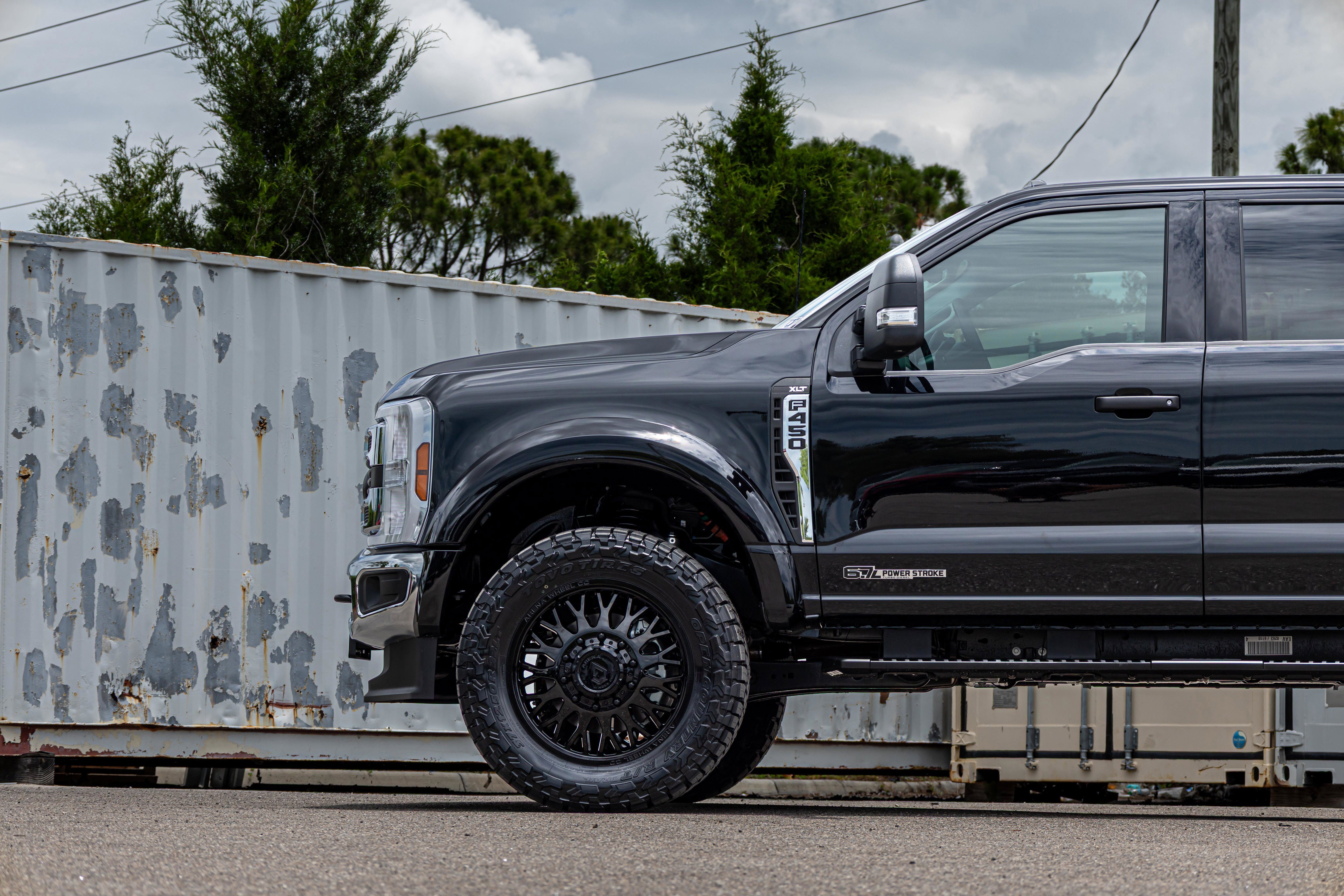 2026 Ford F-450SD XLT
