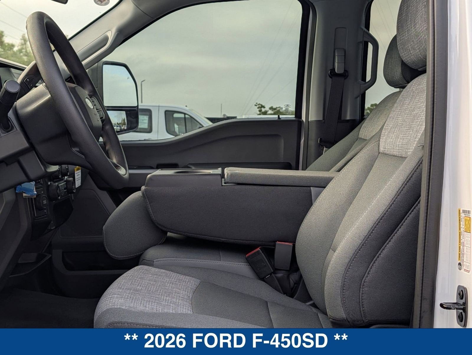 2026 Ford F-450SD XLT