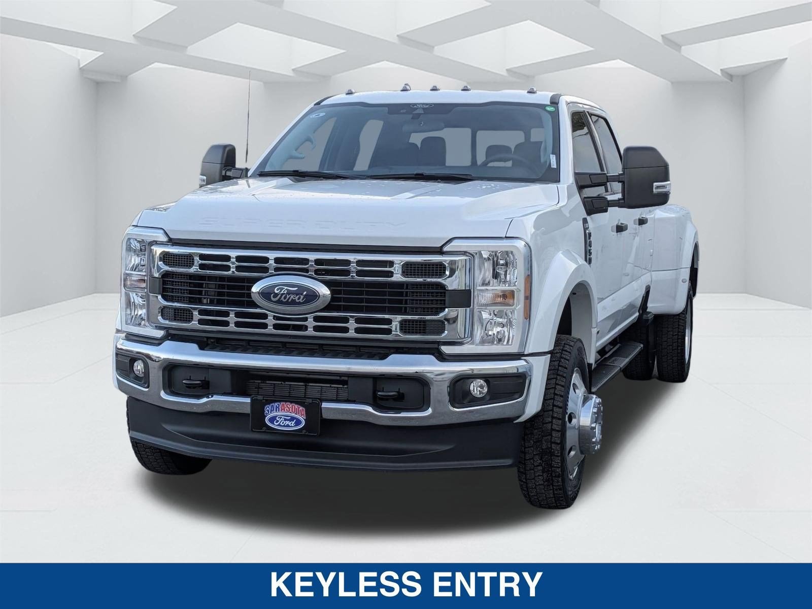 2026 Ford F-450SD XLT