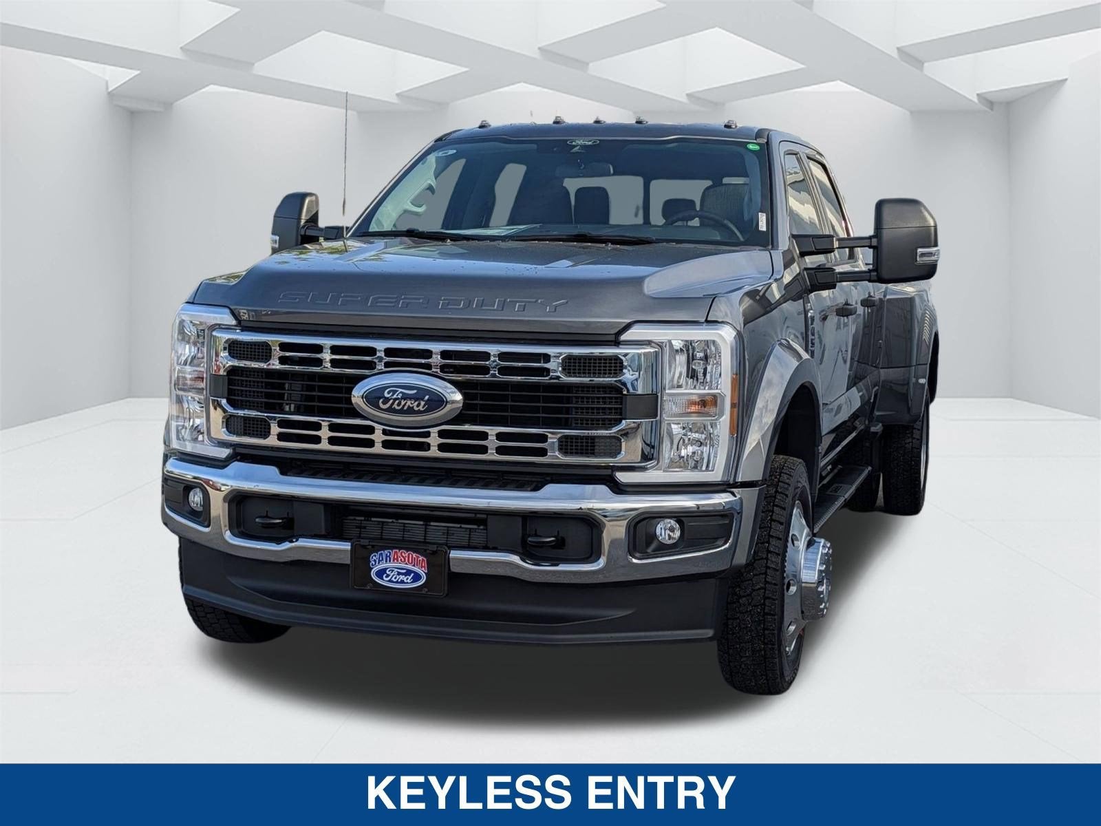 2026 Ford F-450SD XLT