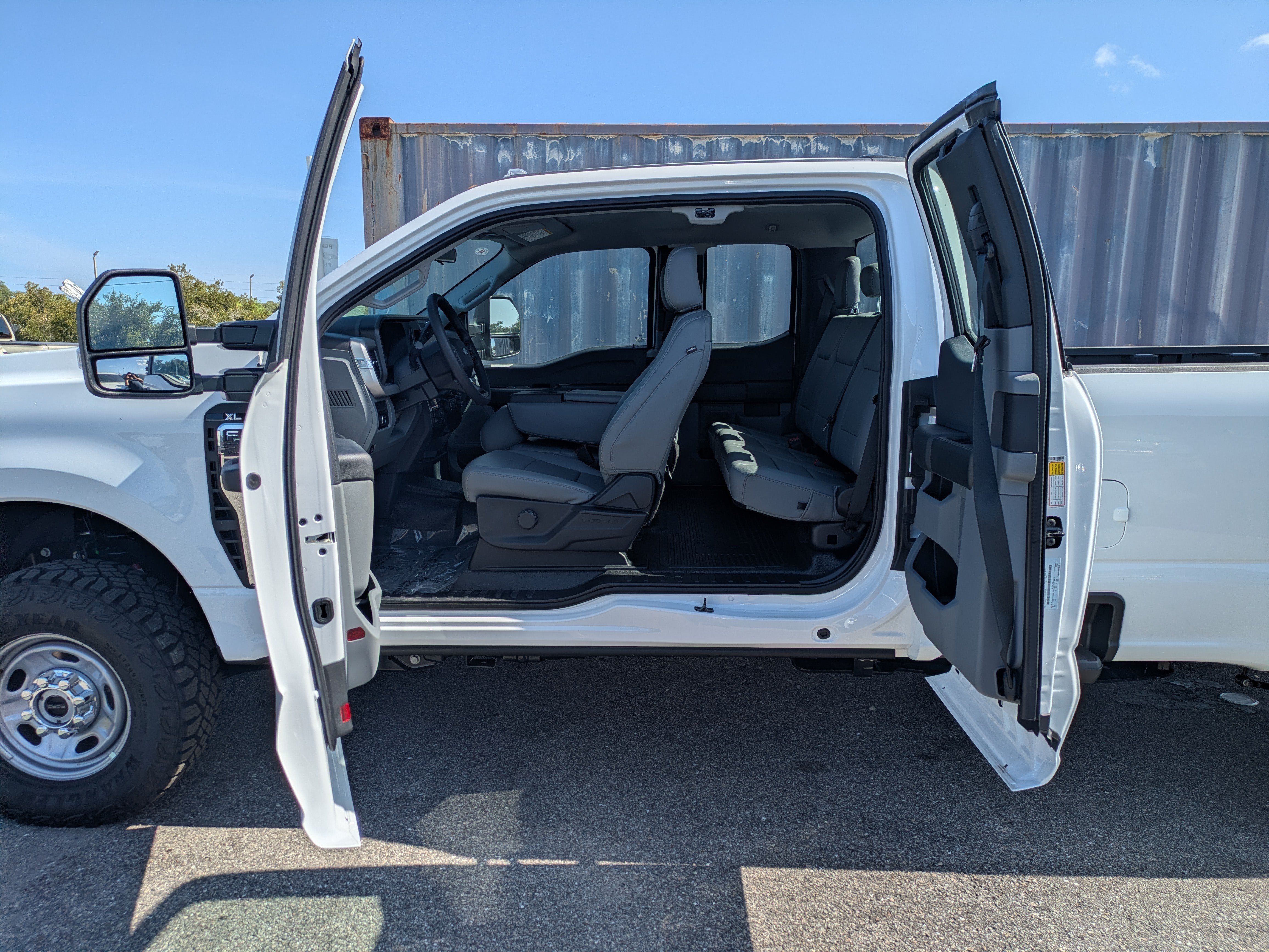2026 Ford SUPER DUTY F-250 XL
