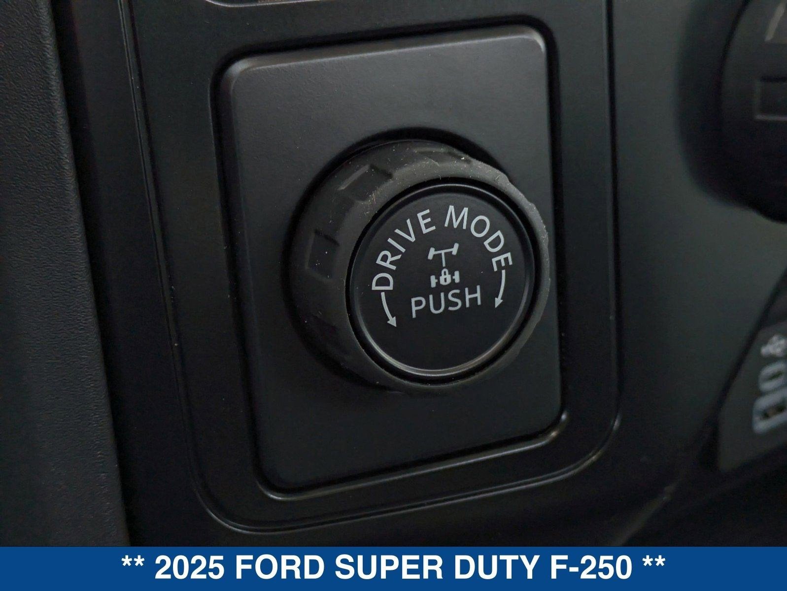 2025 Ford Super Duty F-250 SRW XL