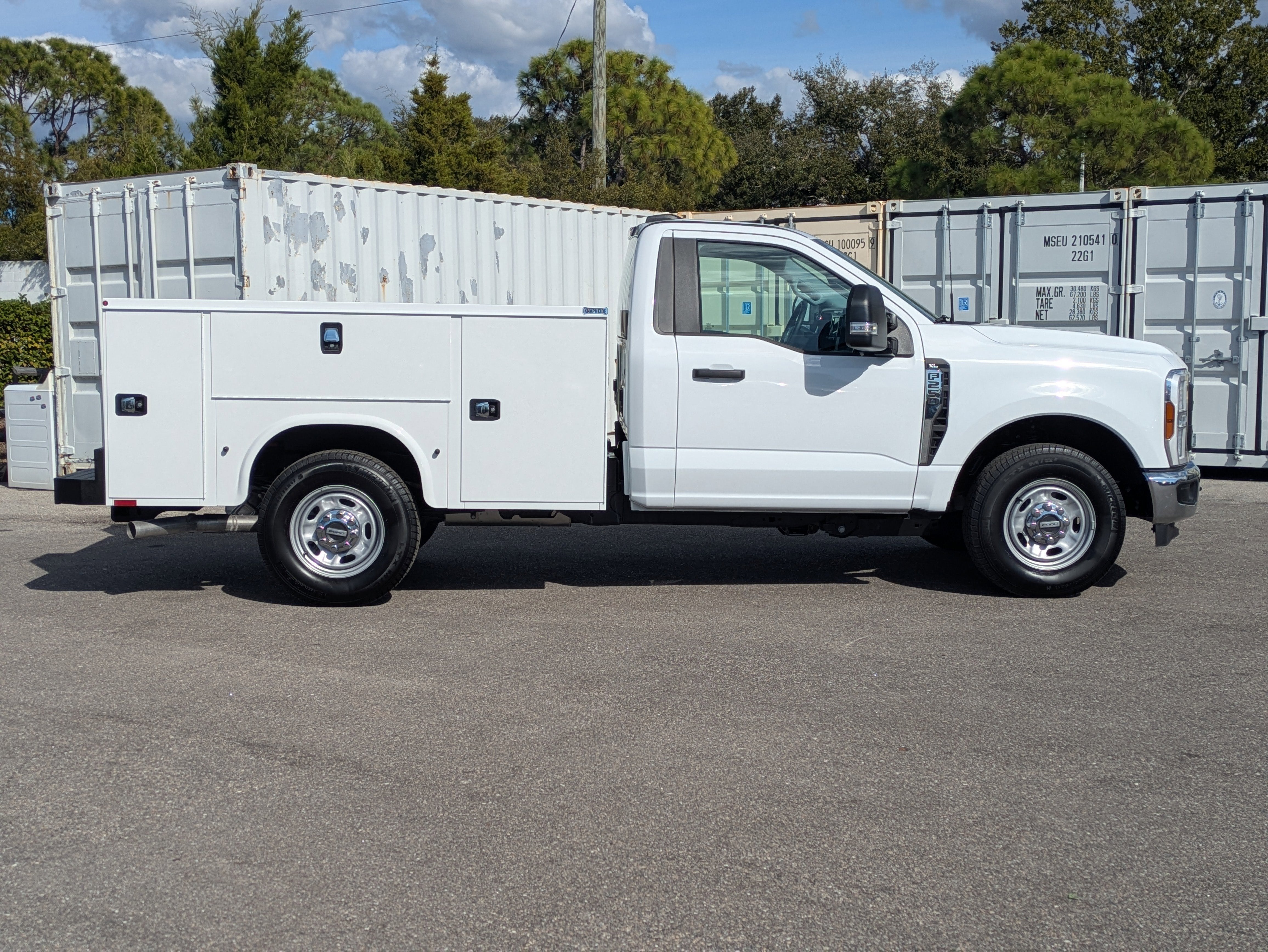2025 Ford Super Duty F-250 SRW XL