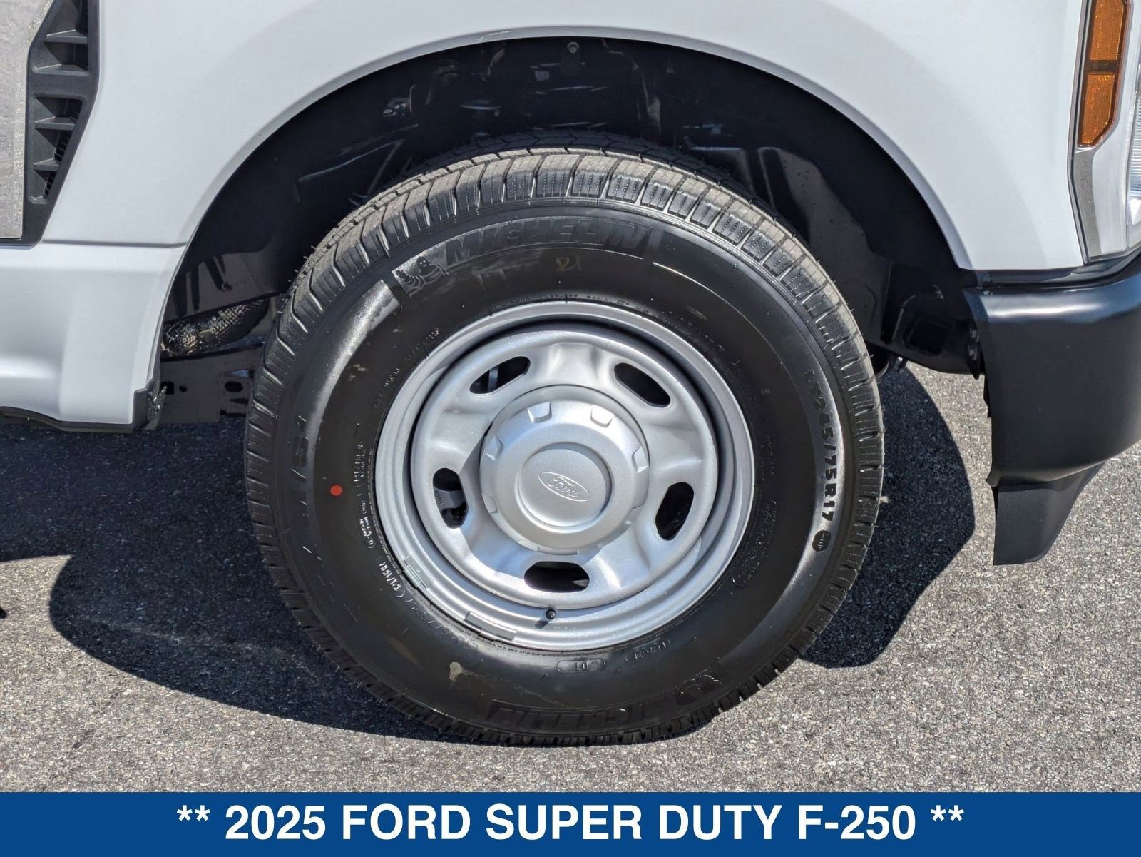 2025 Ford Super Duty F-250 SRW XL