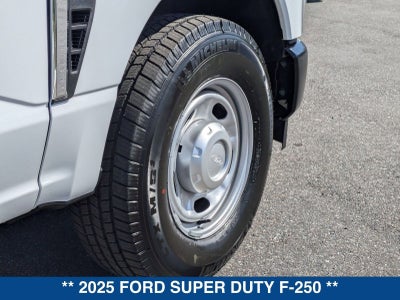 2025 Ford Super Duty F-250 SRW XL