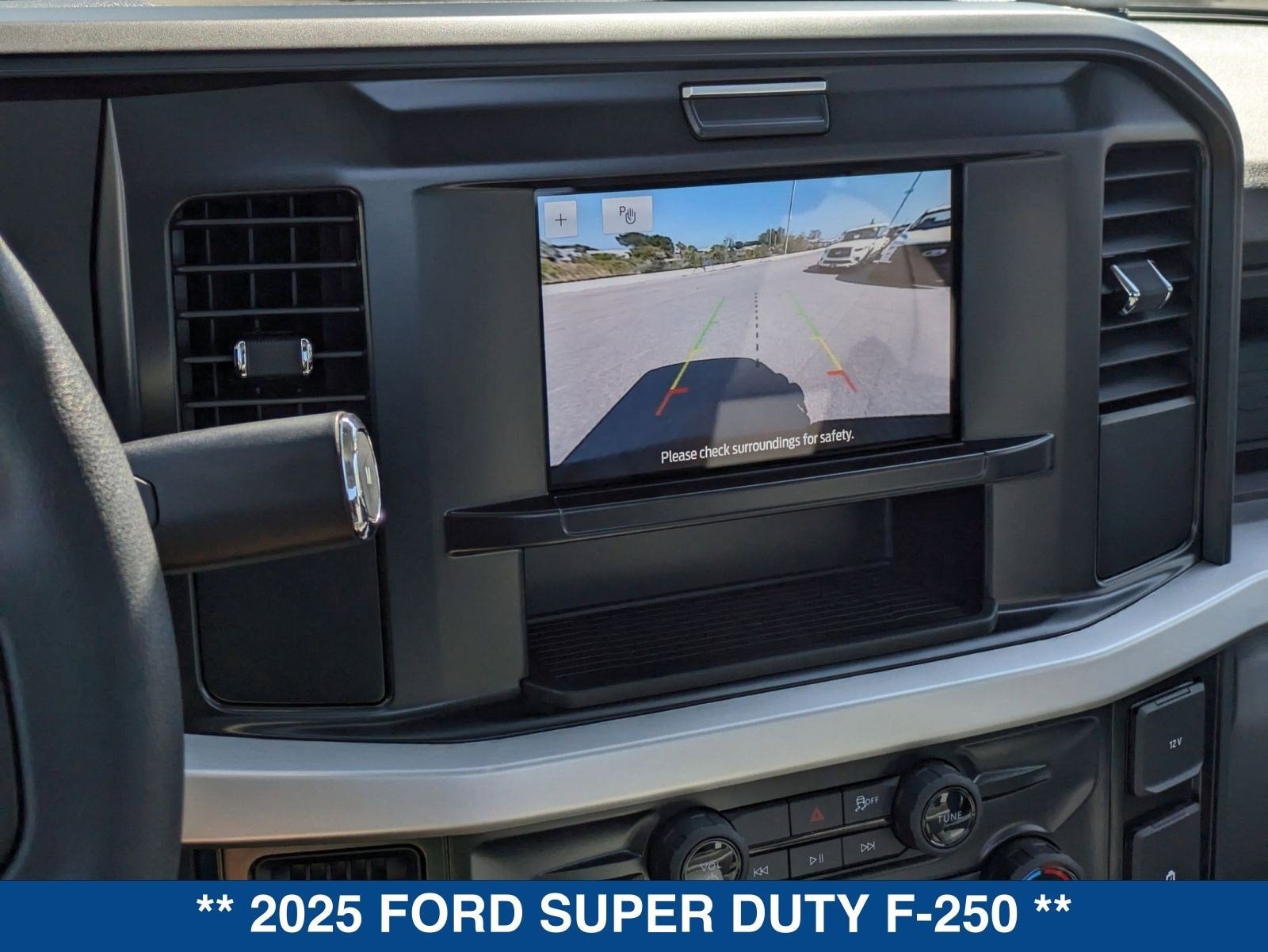 2025 Ford Super Duty F-250 SRW XL