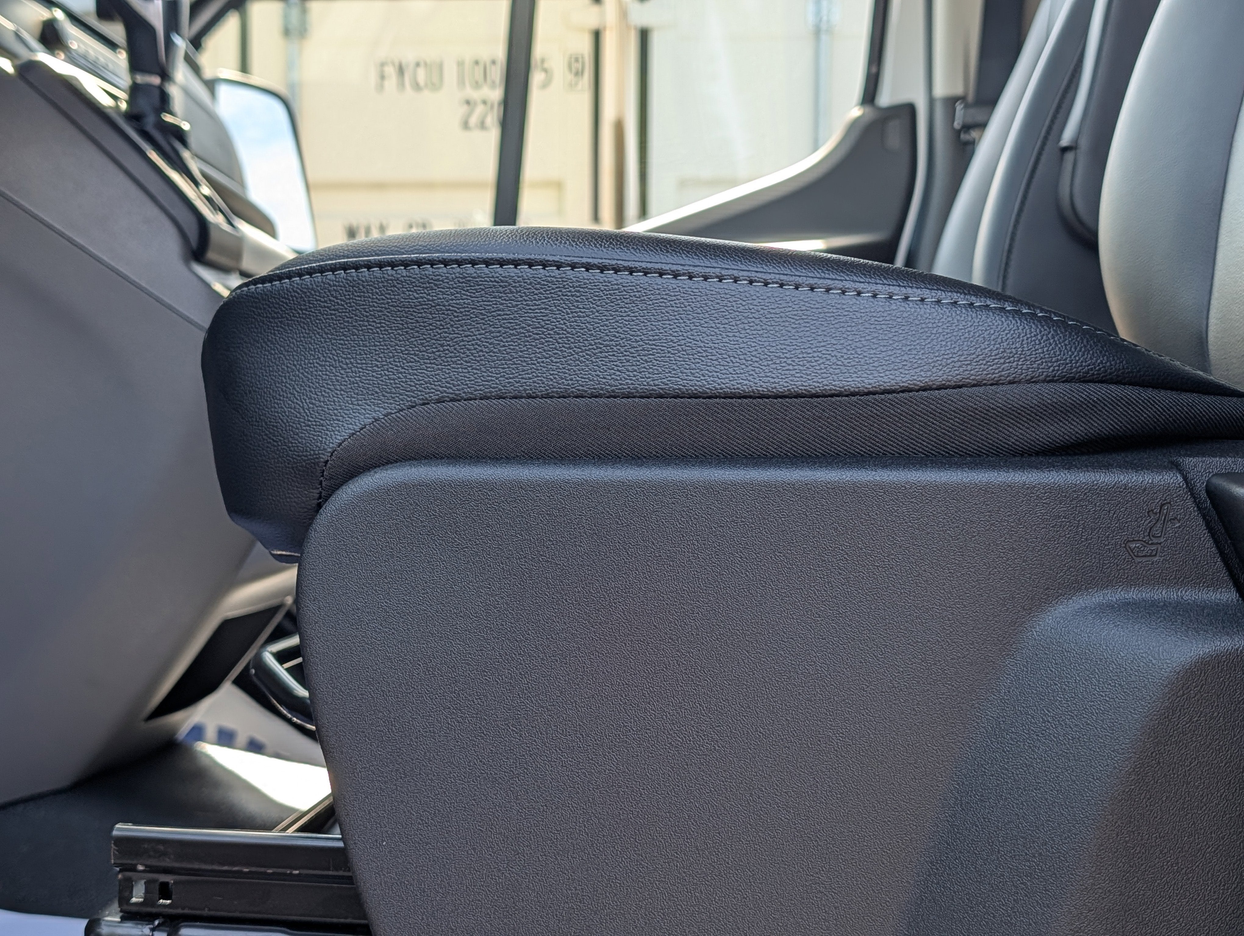 2026 Ford Transit Cargo Van Base