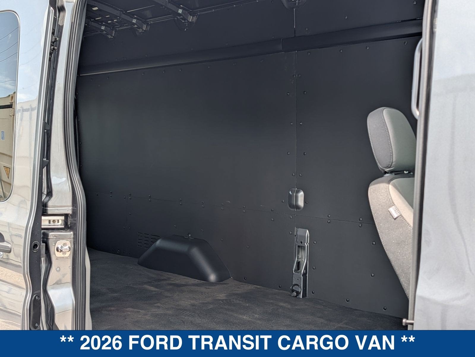 2026 Ford Transit Cargo Van Base