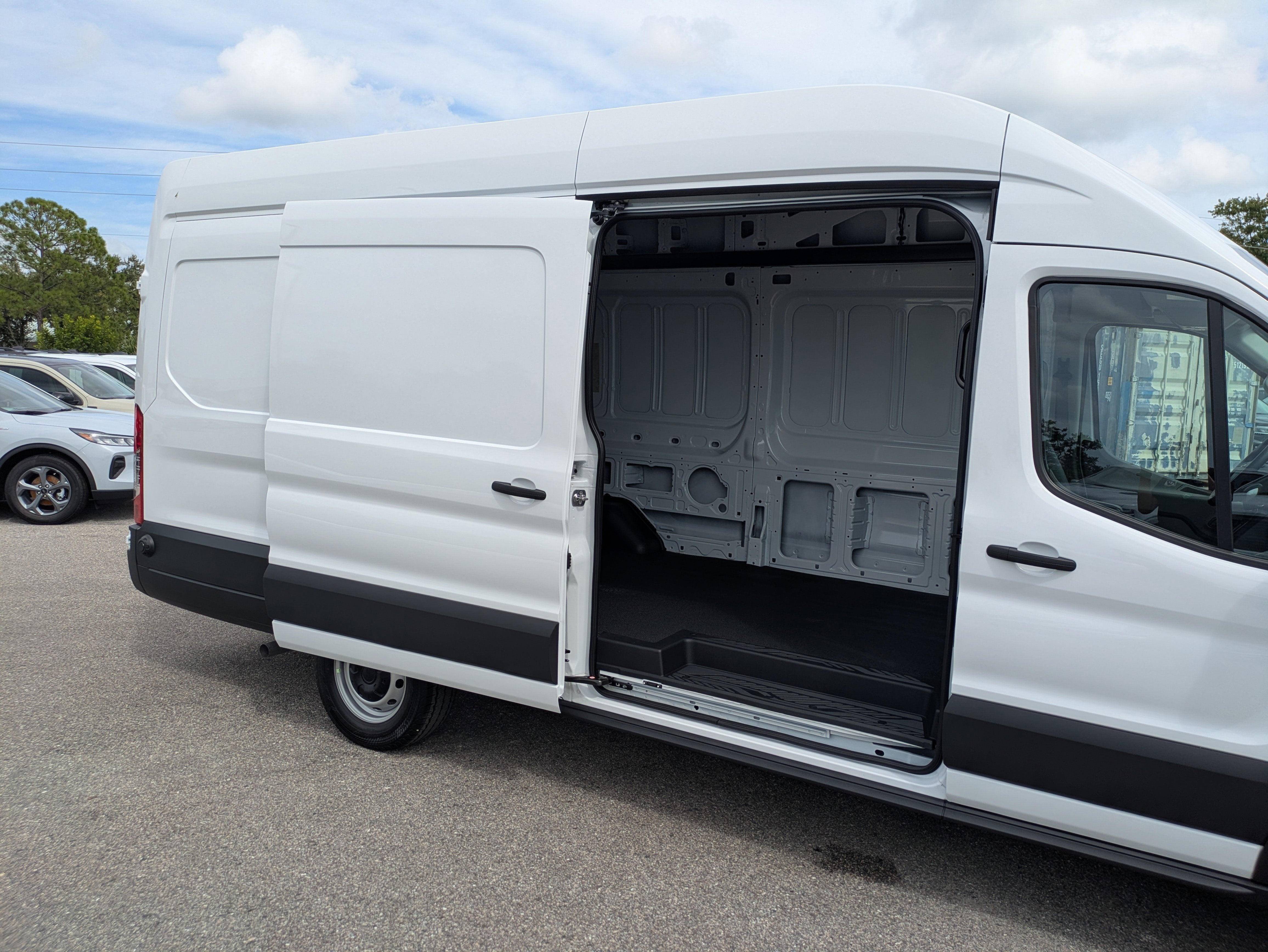 2025 Ford Transit Cargo Van Cargo Van