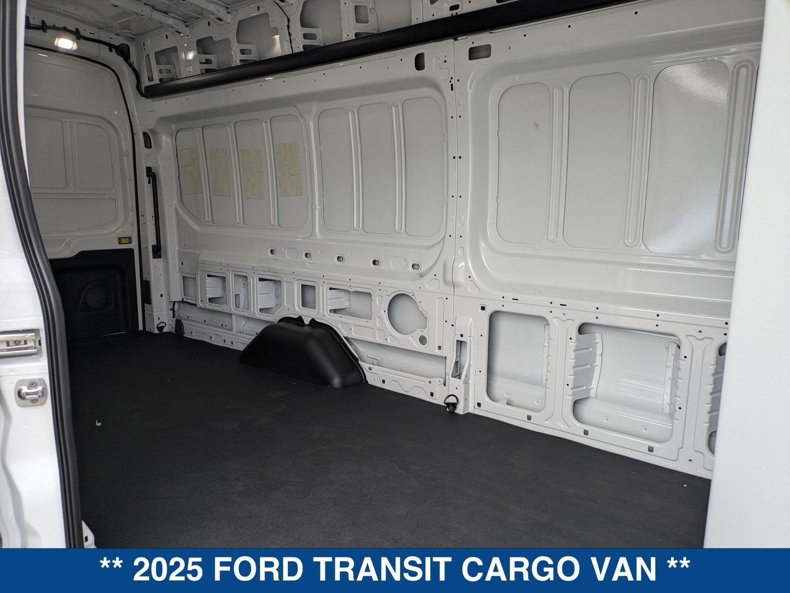 2025 Ford Transit Cargo Van Cargo Van