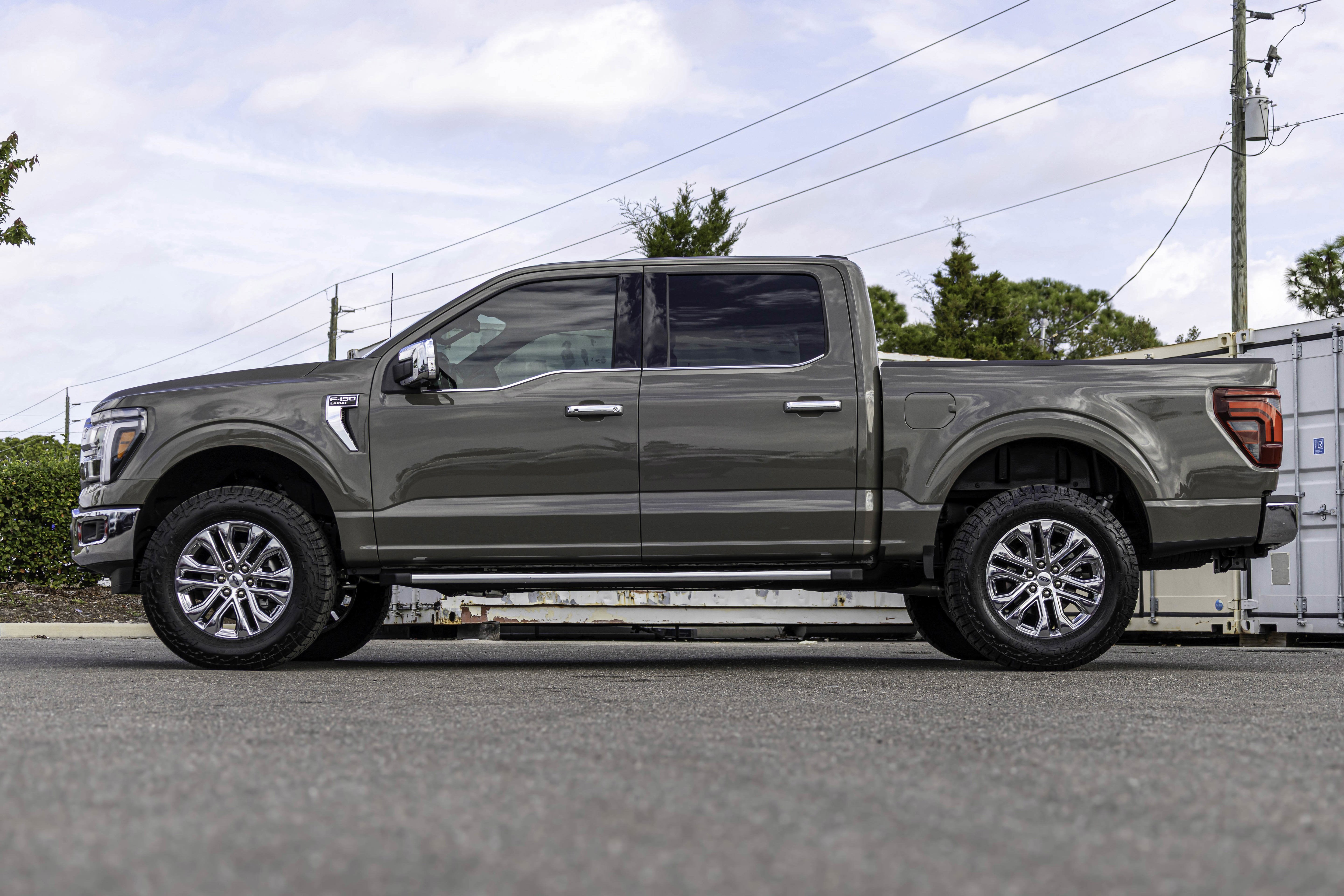 2025 Ford F-150 LARIAT