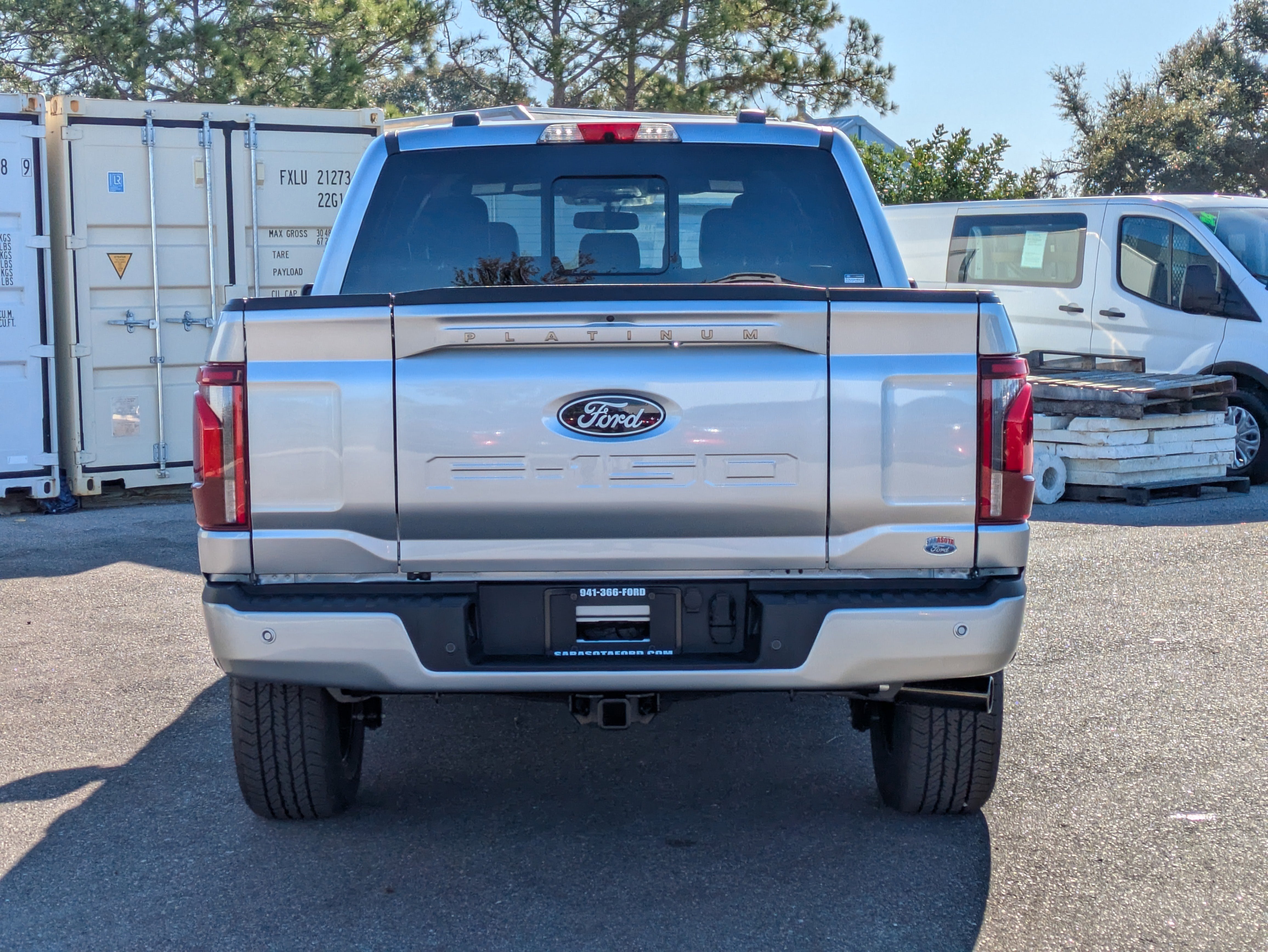 2025 Ford F-150 Platinum