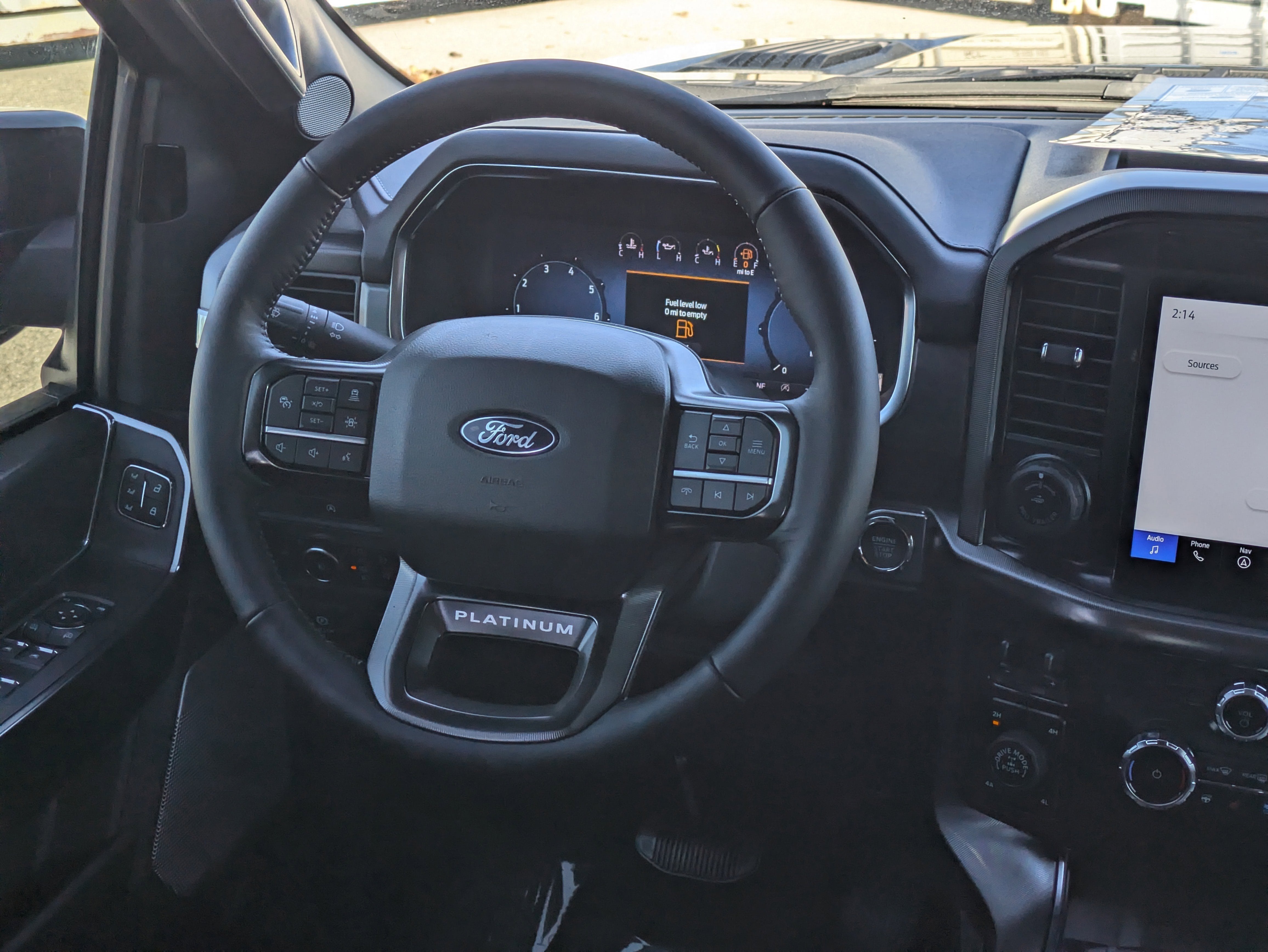 2025 Ford F-150 Platinum