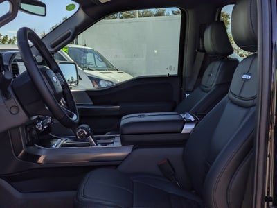 2025 Ford F-150 Platinum