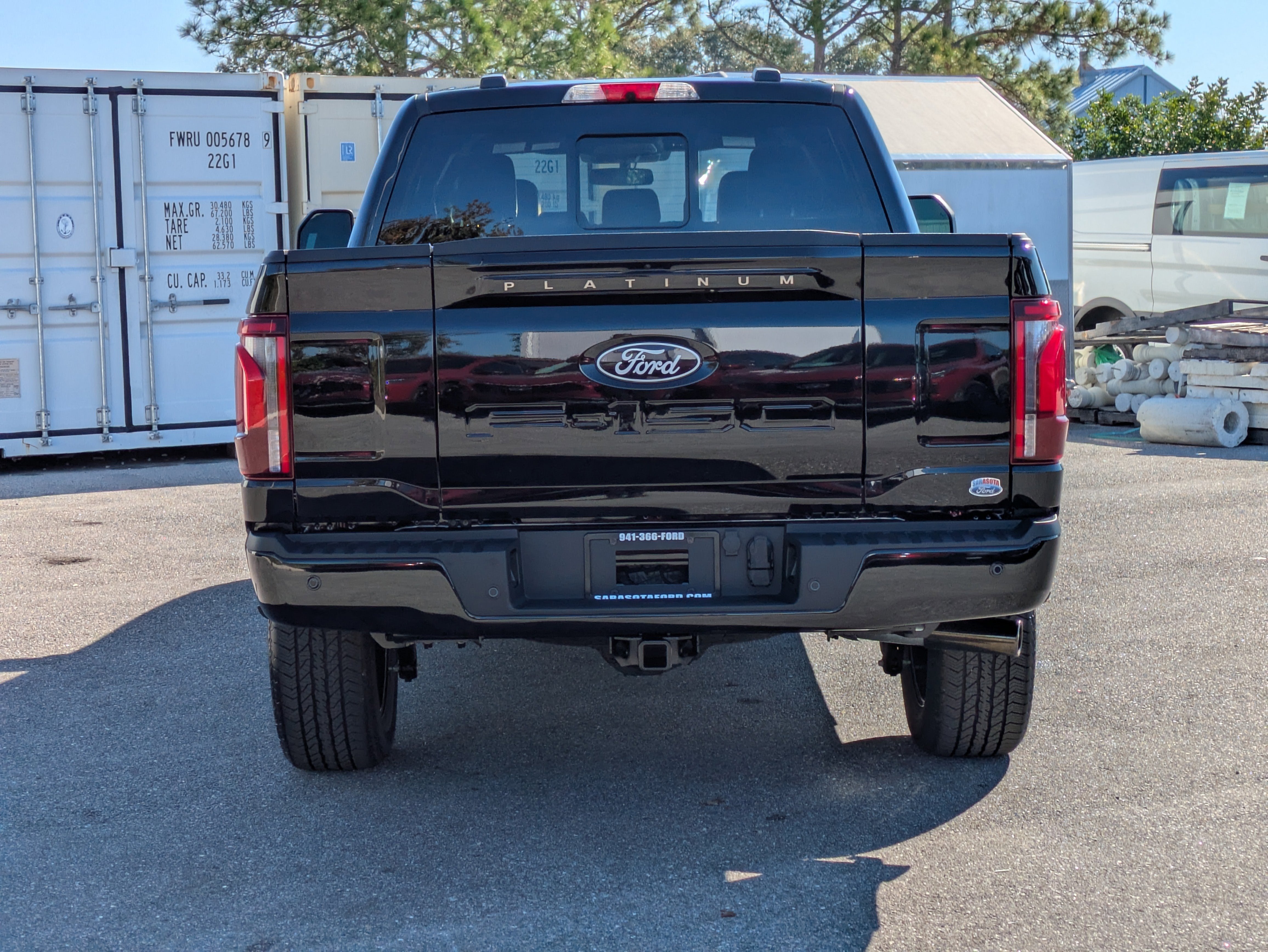 2025 Ford F-150 Platinum