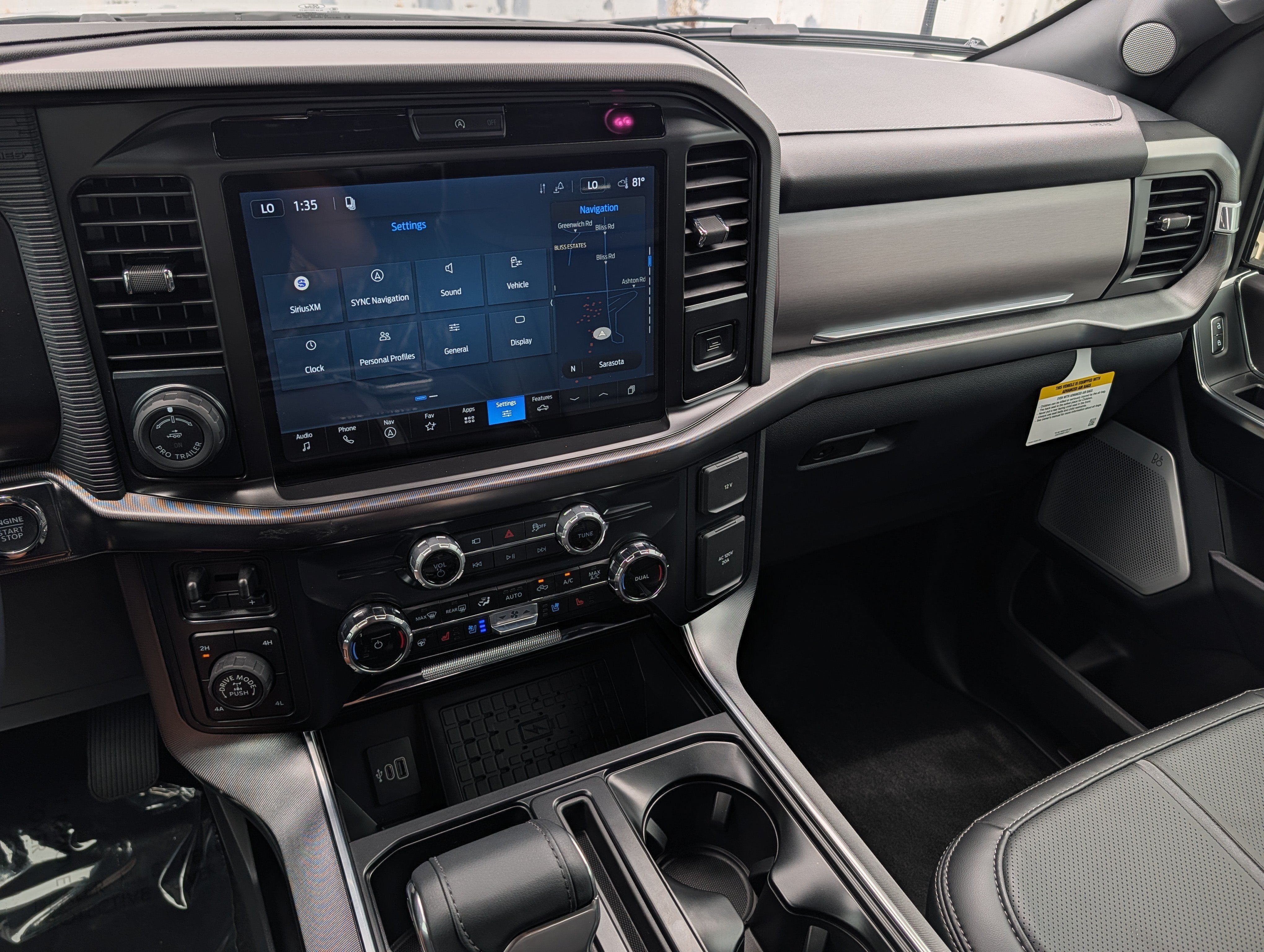 2026 Ford F-150 Platinum *LOANER*