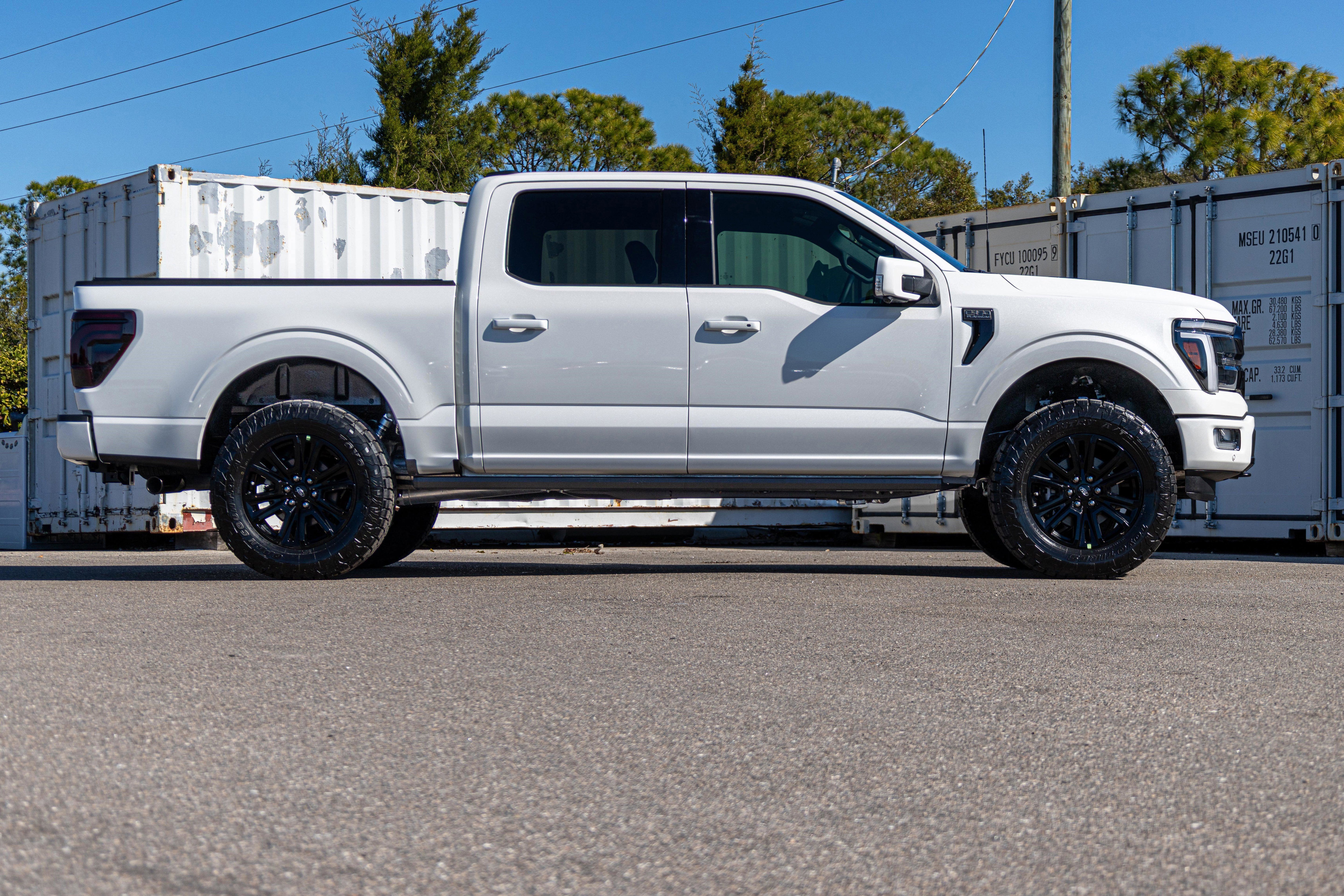 2025 Ford F-150 Platinum