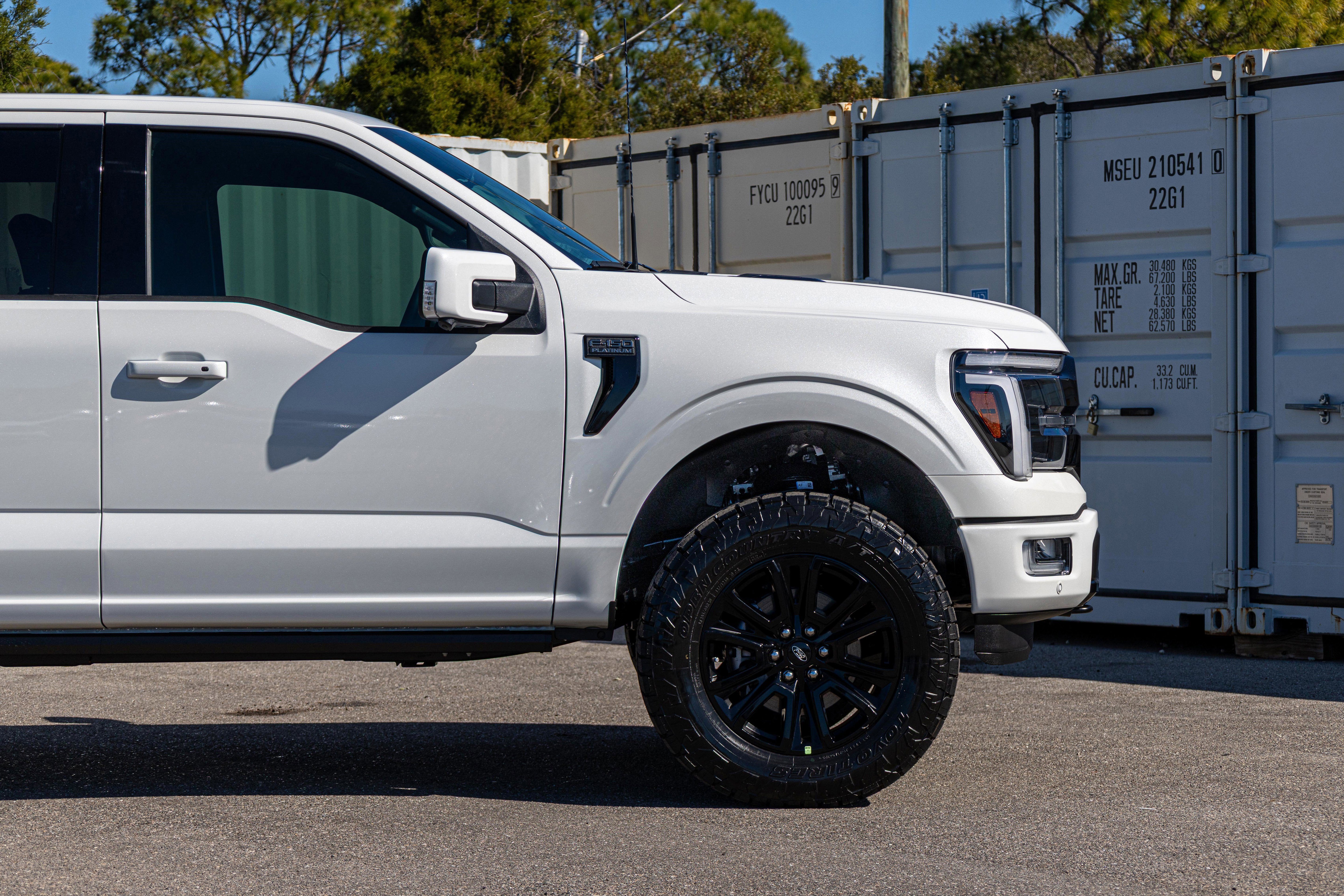 2025 Ford F-150 Platinum